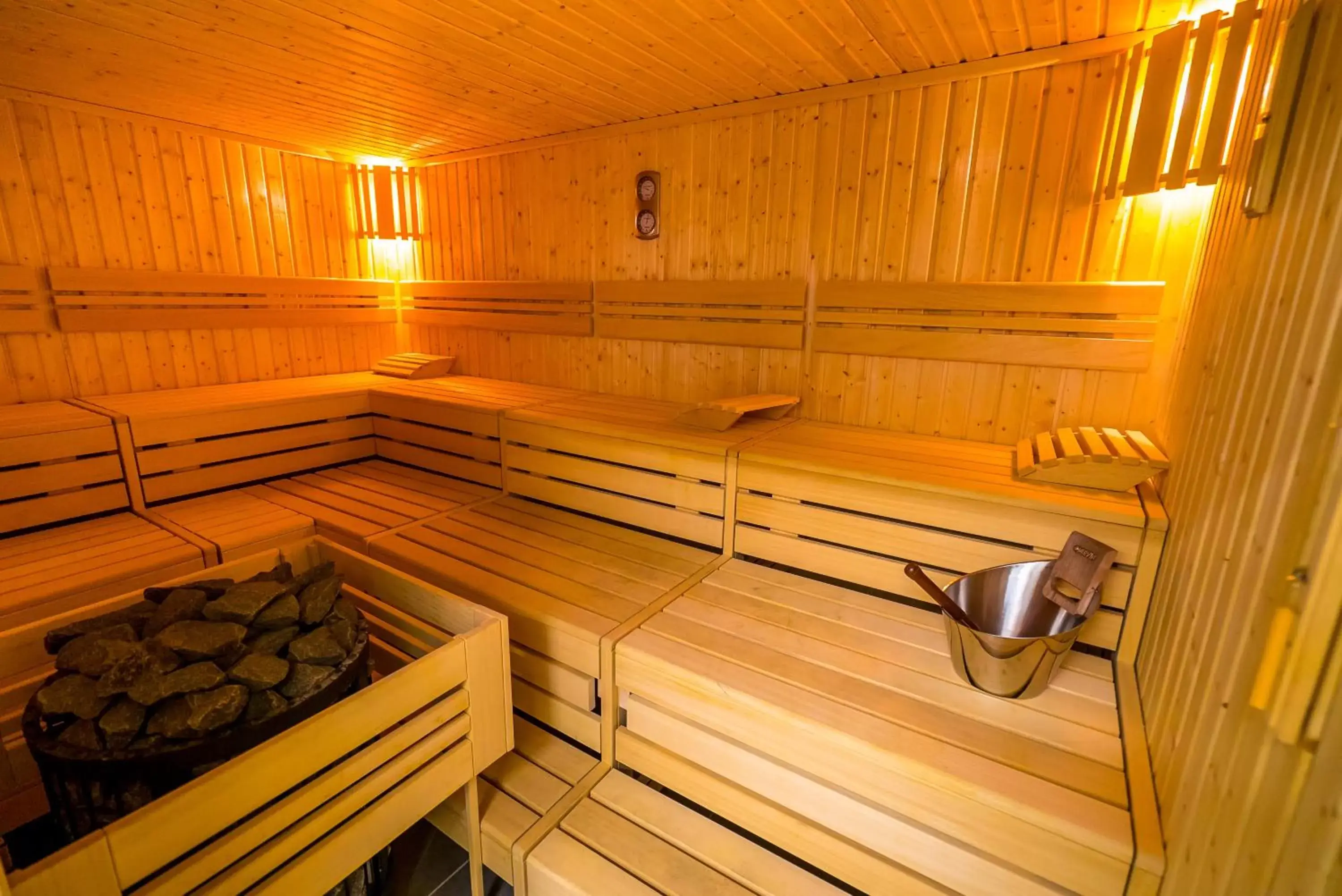 Sauna in All Suites Appart Hôtel Massy Palaiseau