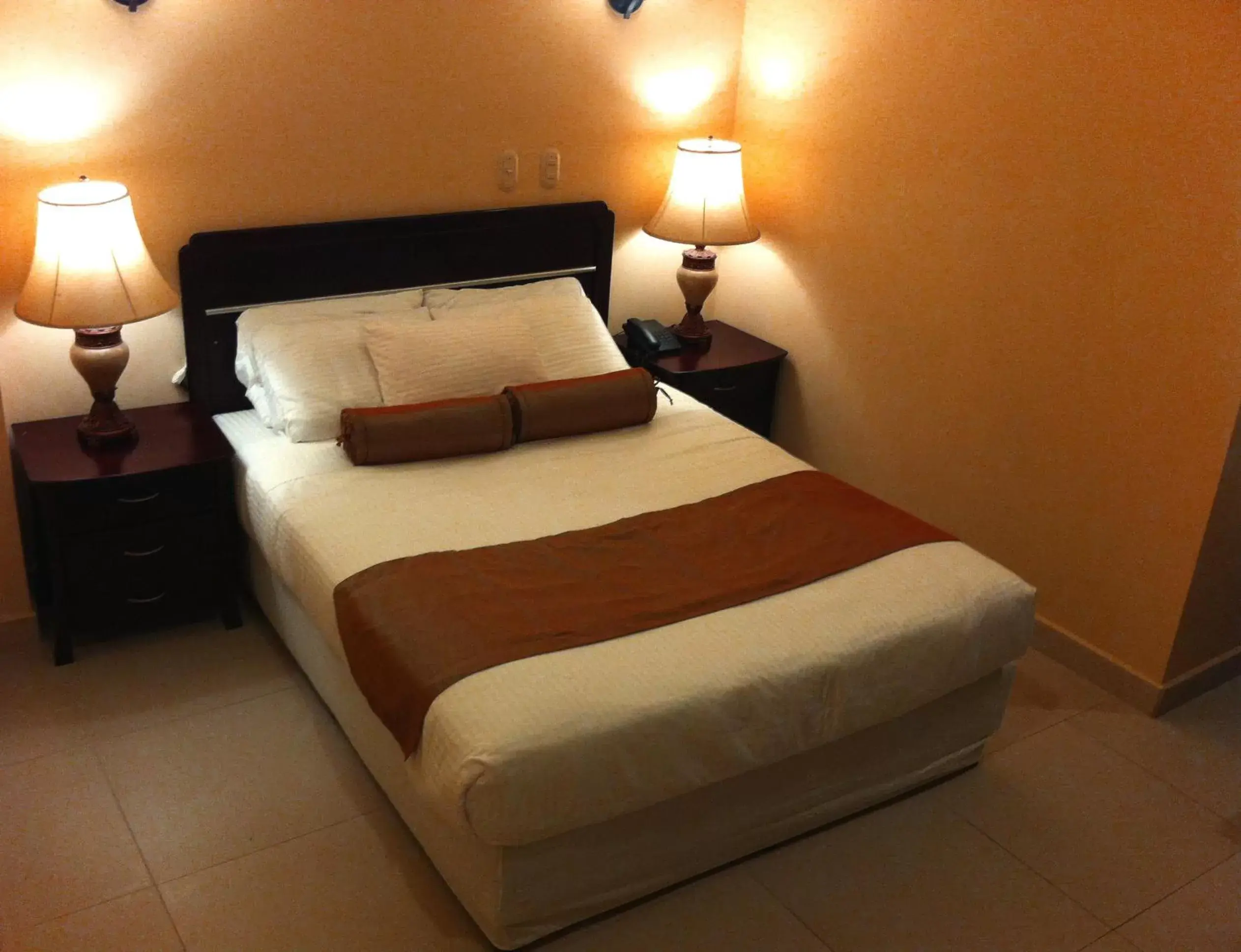 Bed in Hotel Novo