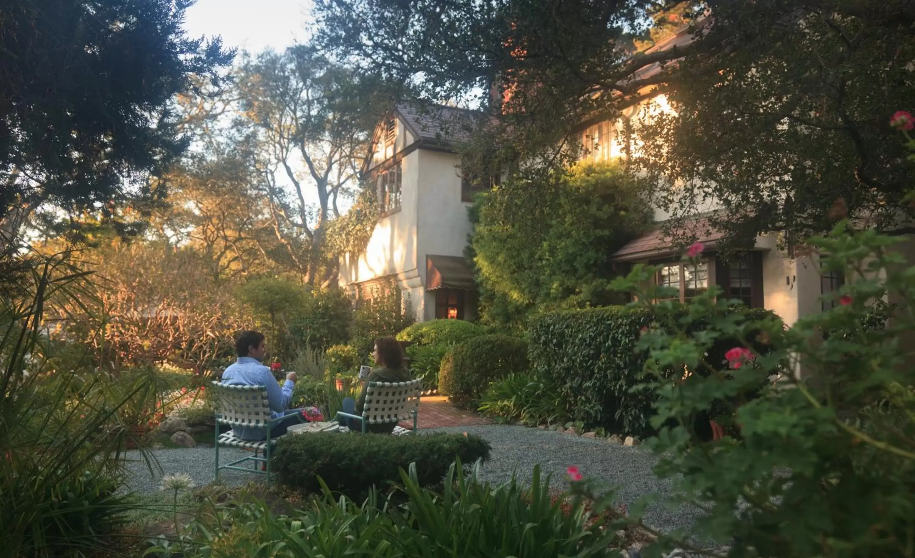 Facade/entrance in Old Monterey Inn