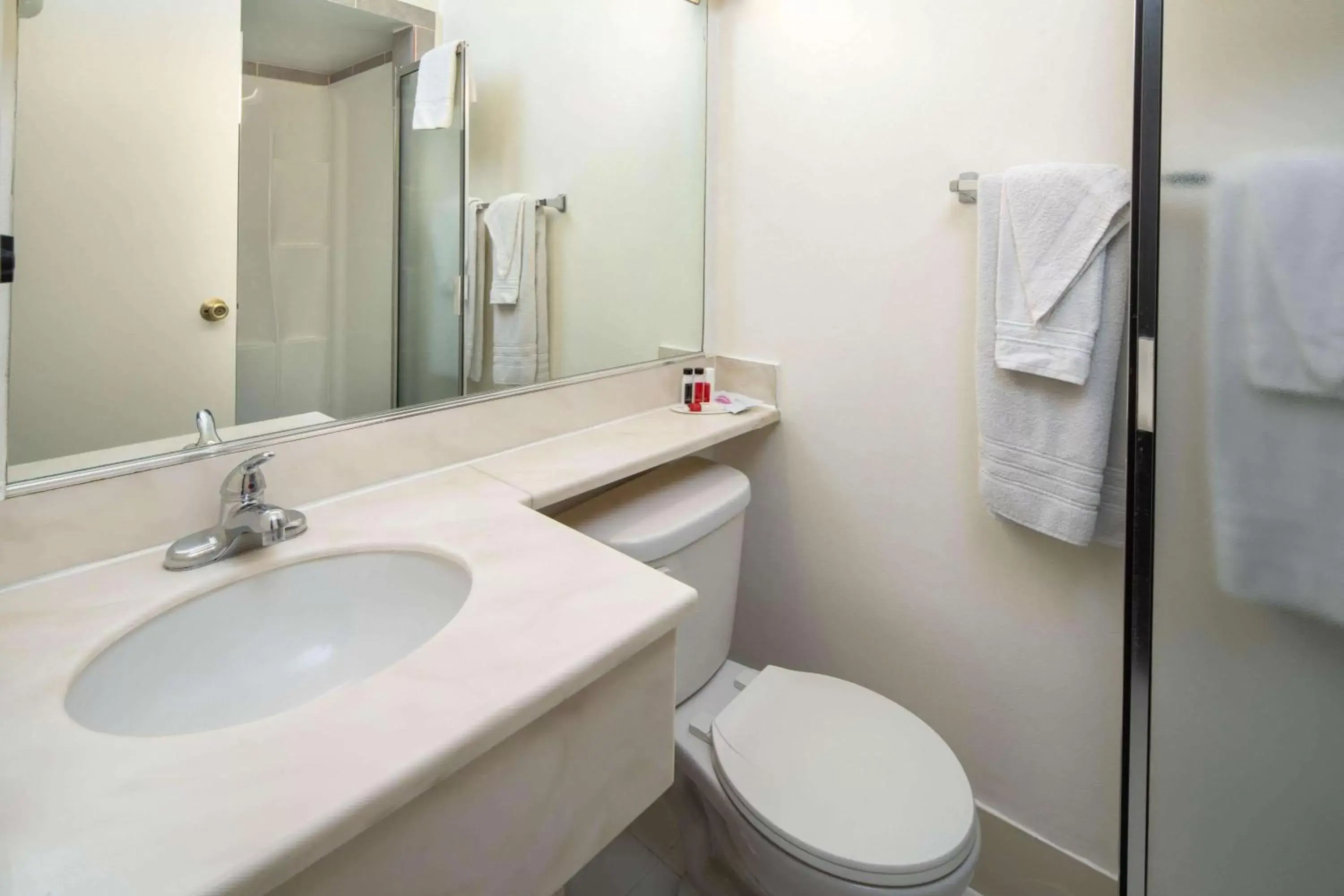 Bathroom in Travelodge by Wyndham Burbank-Glendale