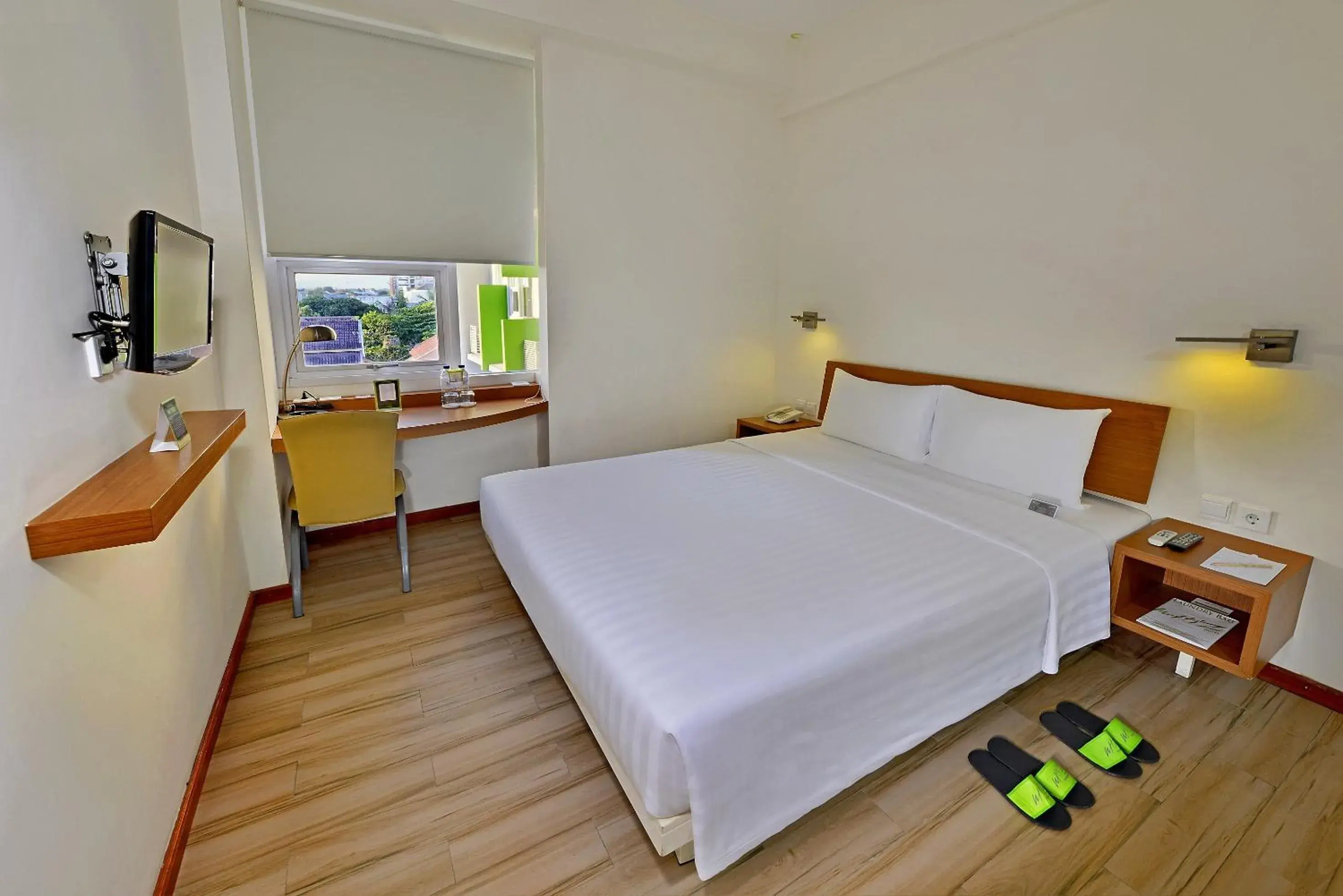 Day, Bed in Whiz Hotel Malioboro Yogyakarta