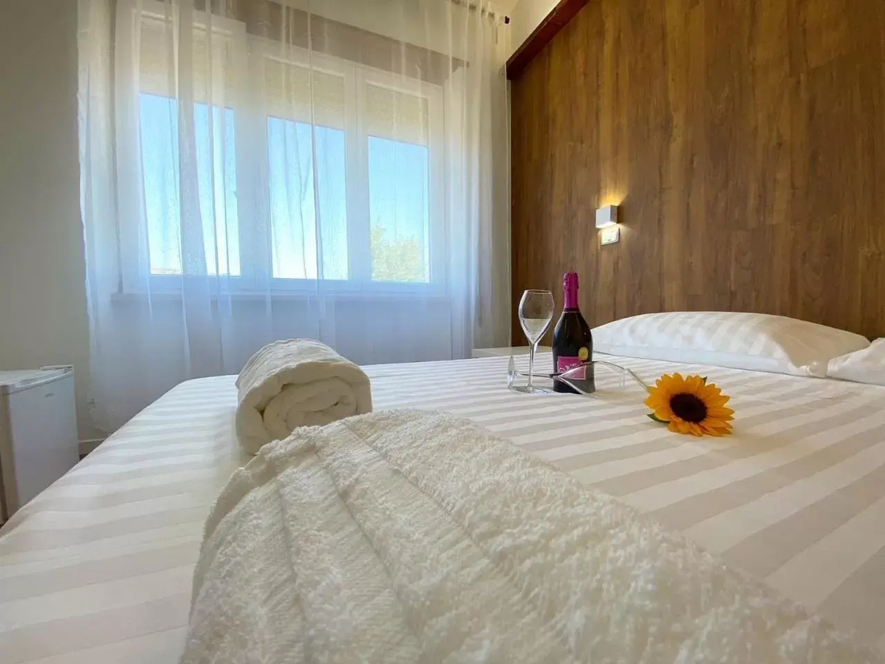 Bed in Borghetto Hotel