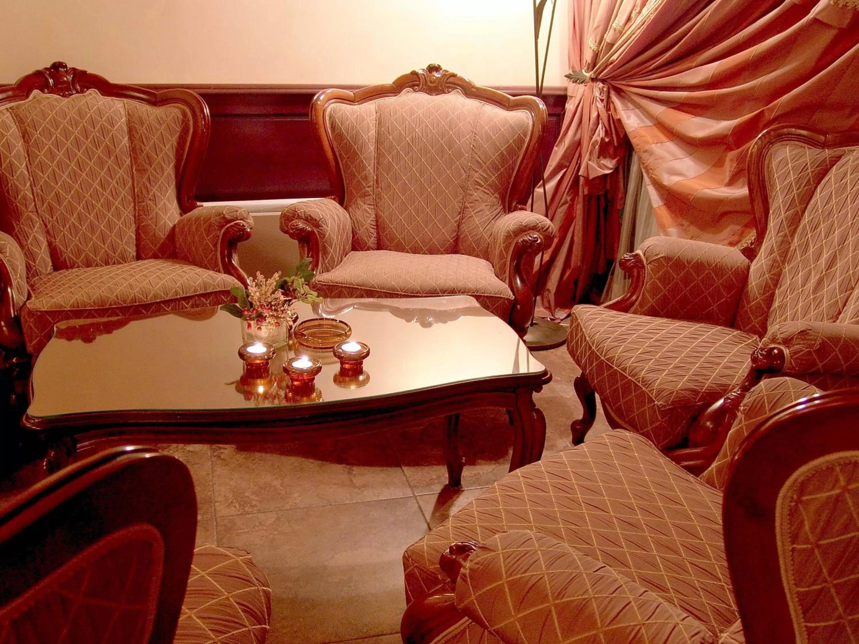 Lounge or bar in Mirage Hotel