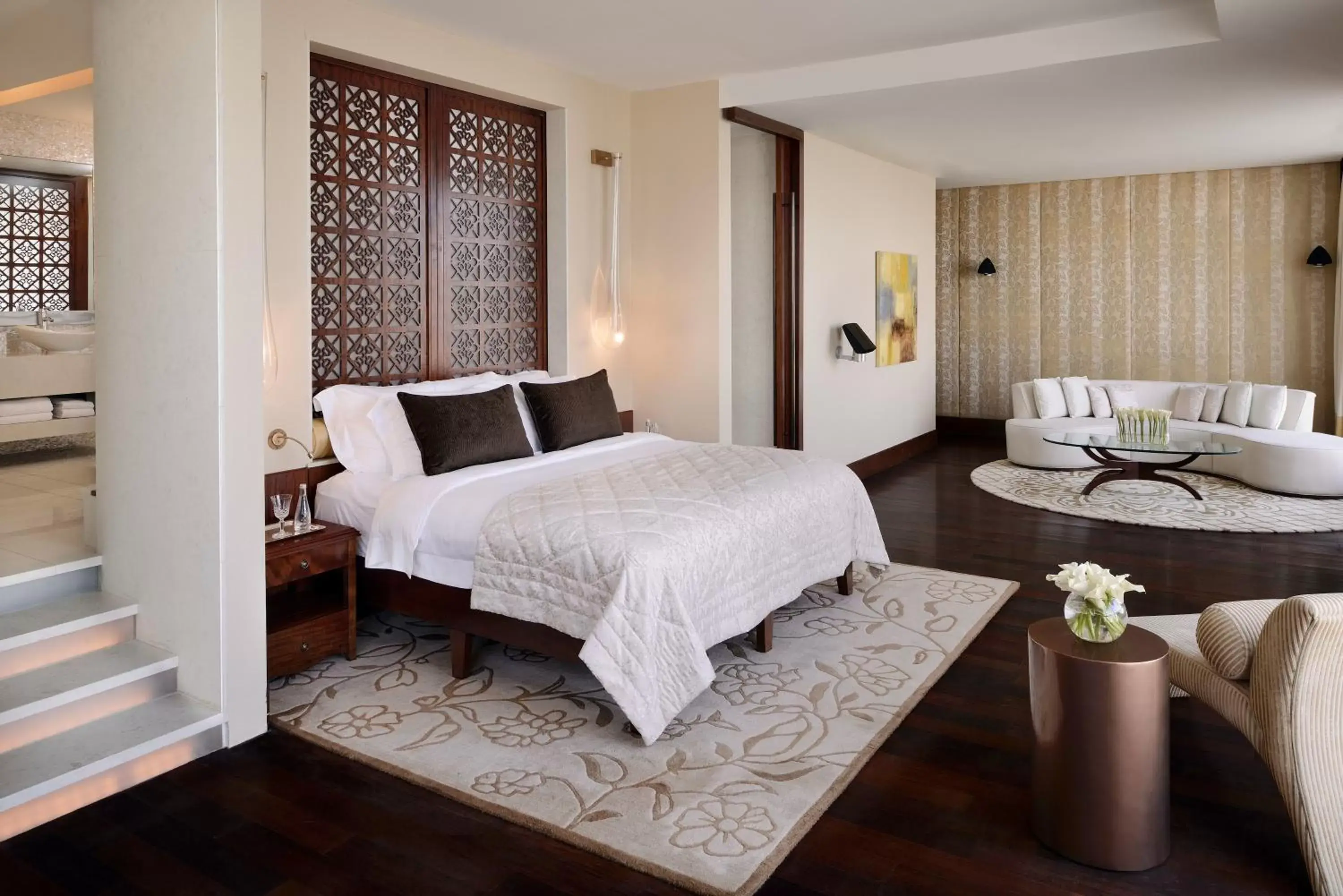 Photo of the whole room, Bed in The H Dubai