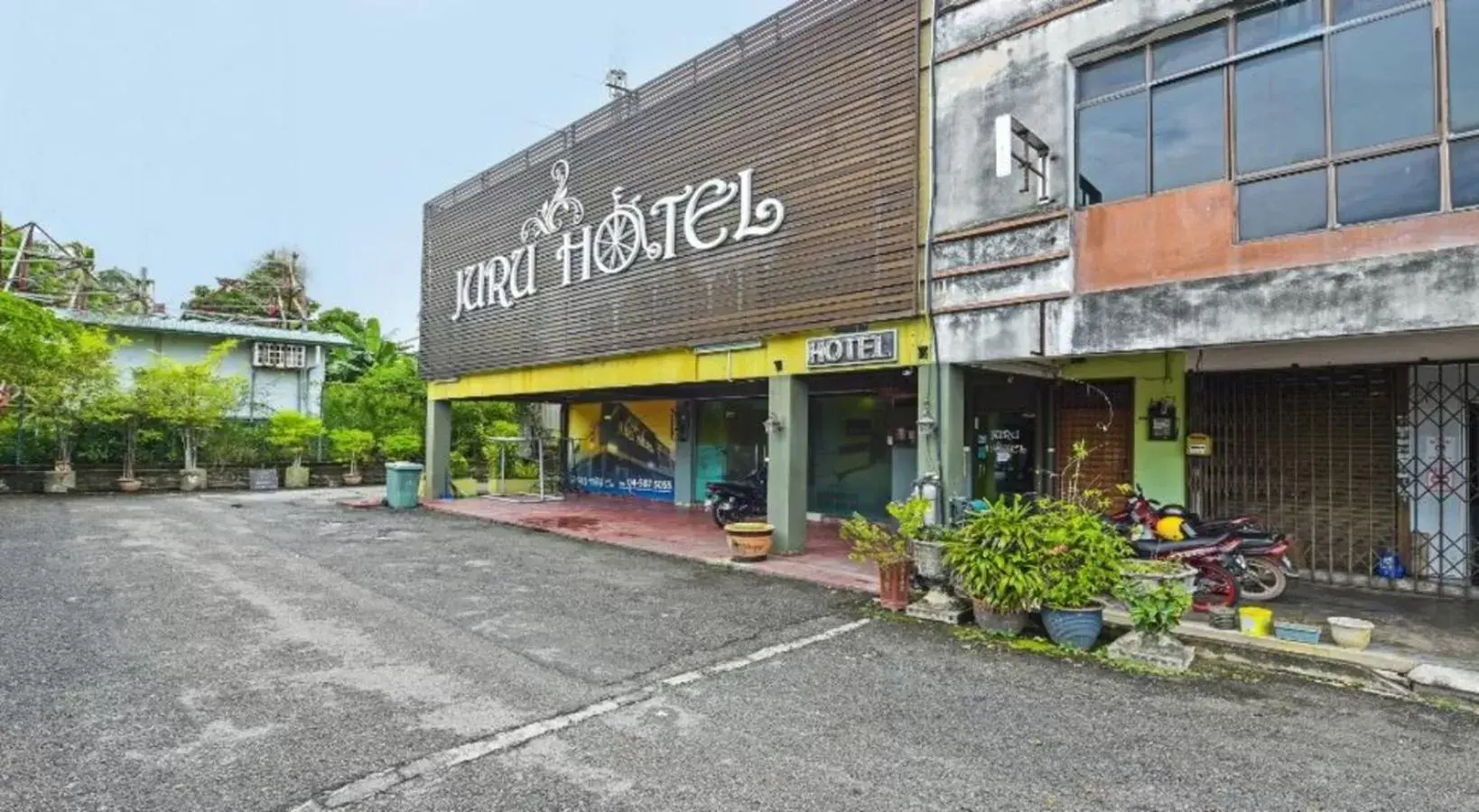 Property Building in Juru Hotel