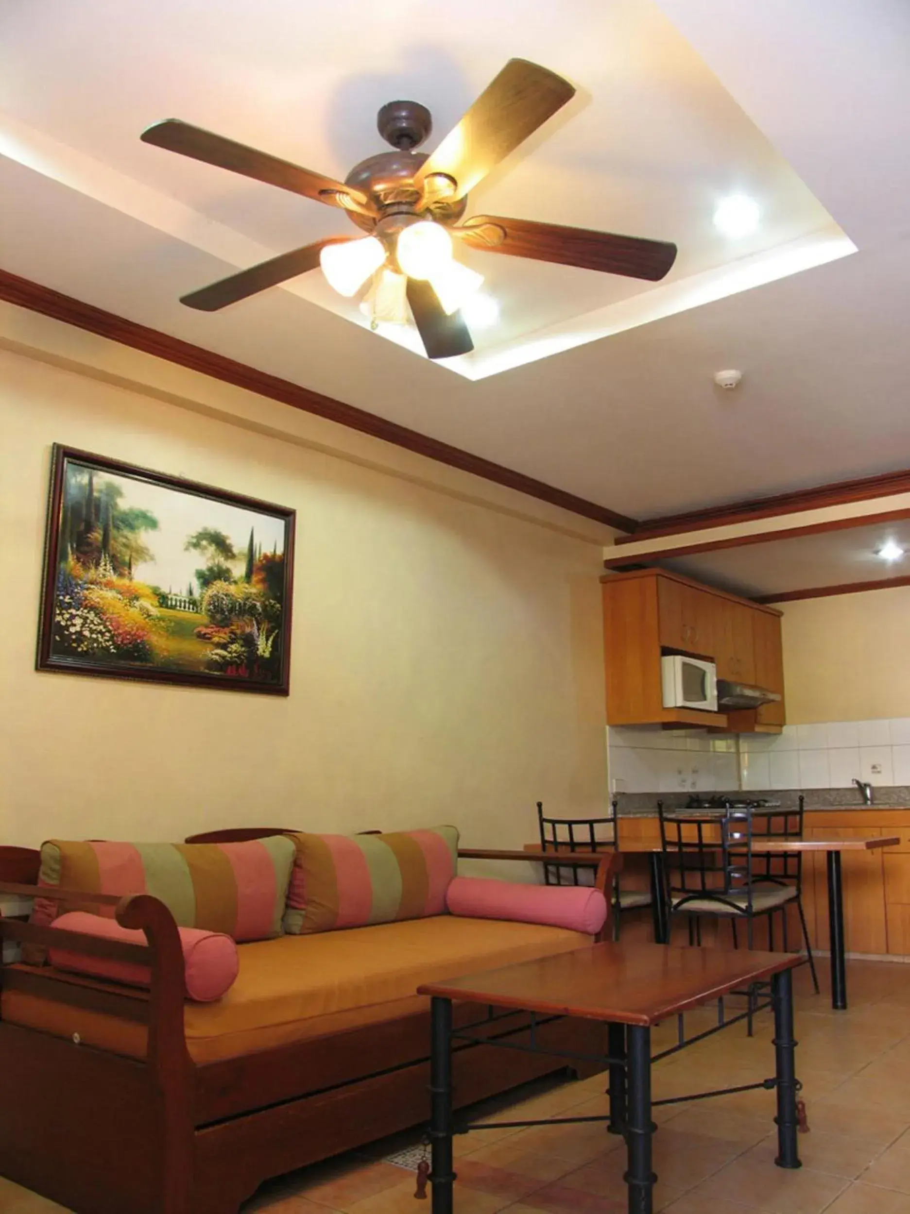 Kitchen or kitchenette, Seating Area in Crown Regency Residences Davao