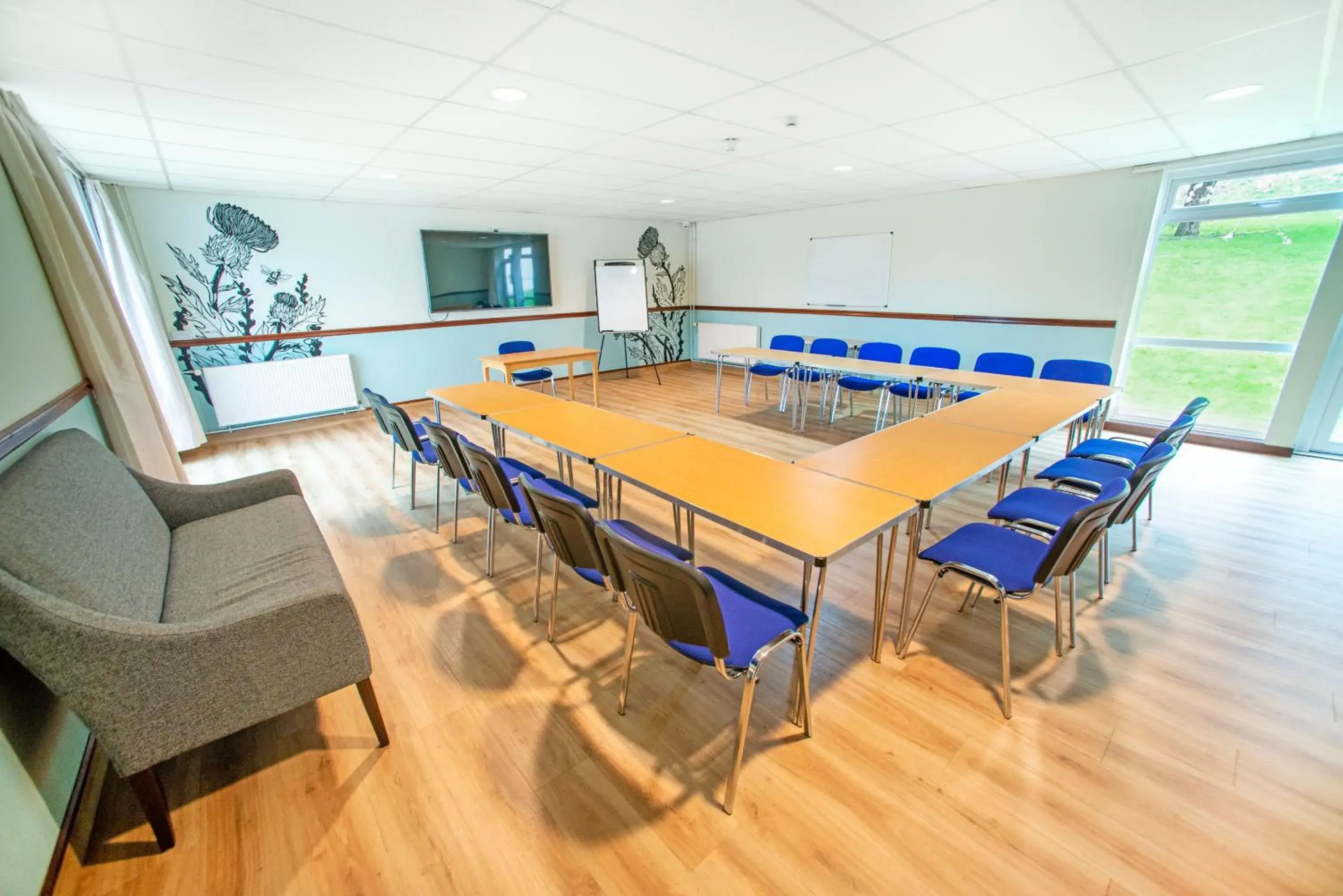 Meeting/conference room in Inverness Youth Hostel