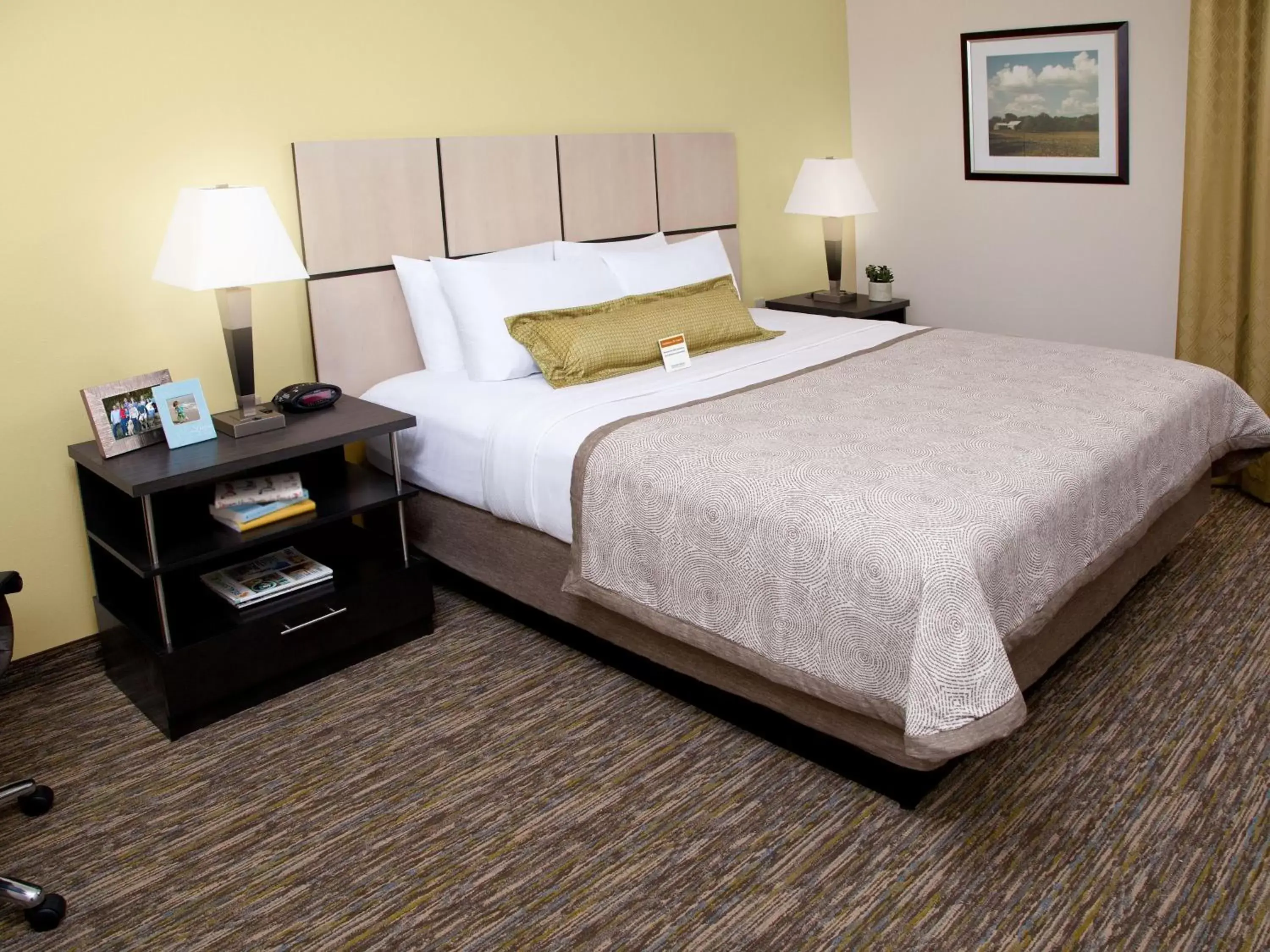 Photo of the whole room, Bed in Candlewood Suites Atlanta West I-20, an IHG Hotel