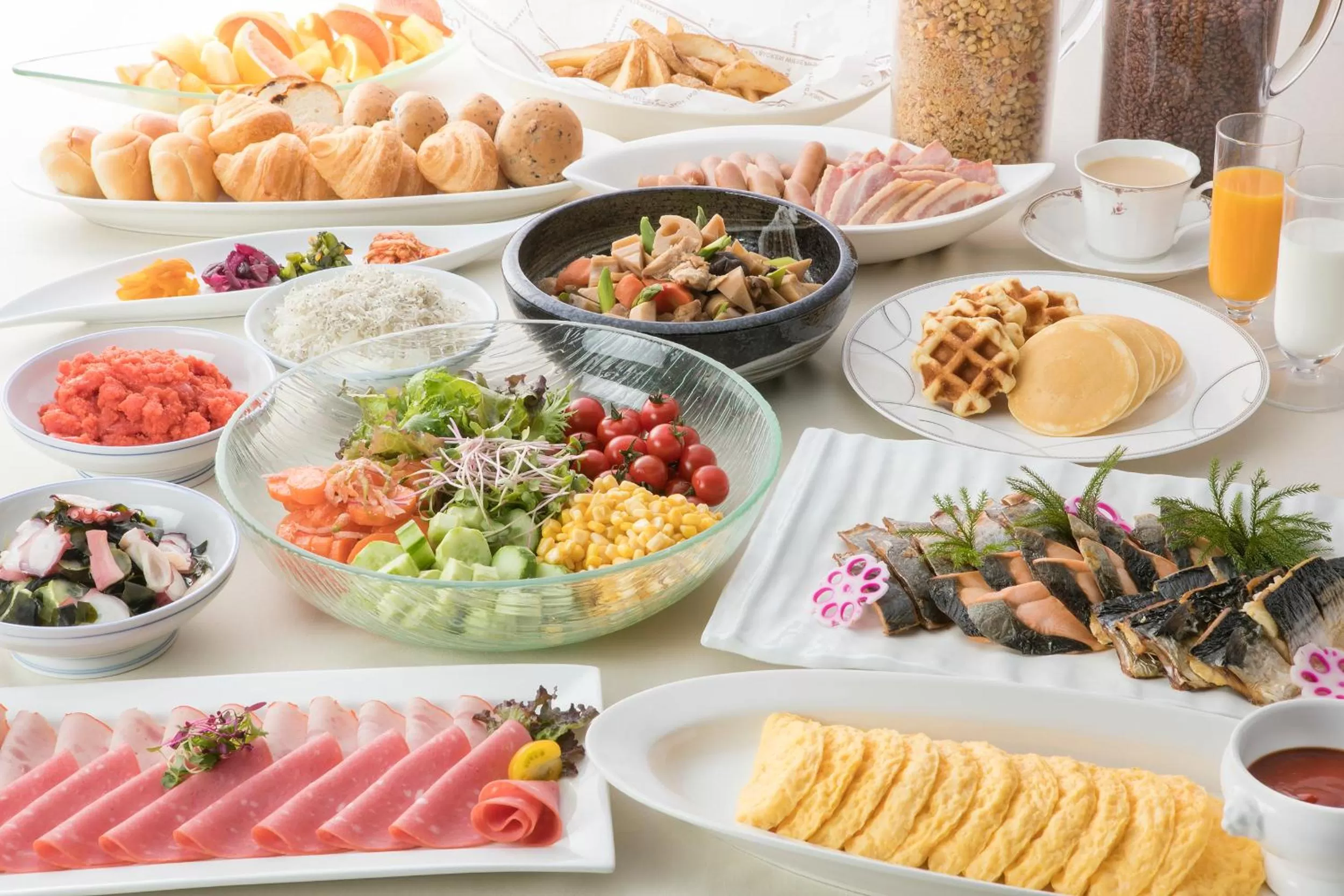 Buffet breakfast in Hotel Plaza Osaka