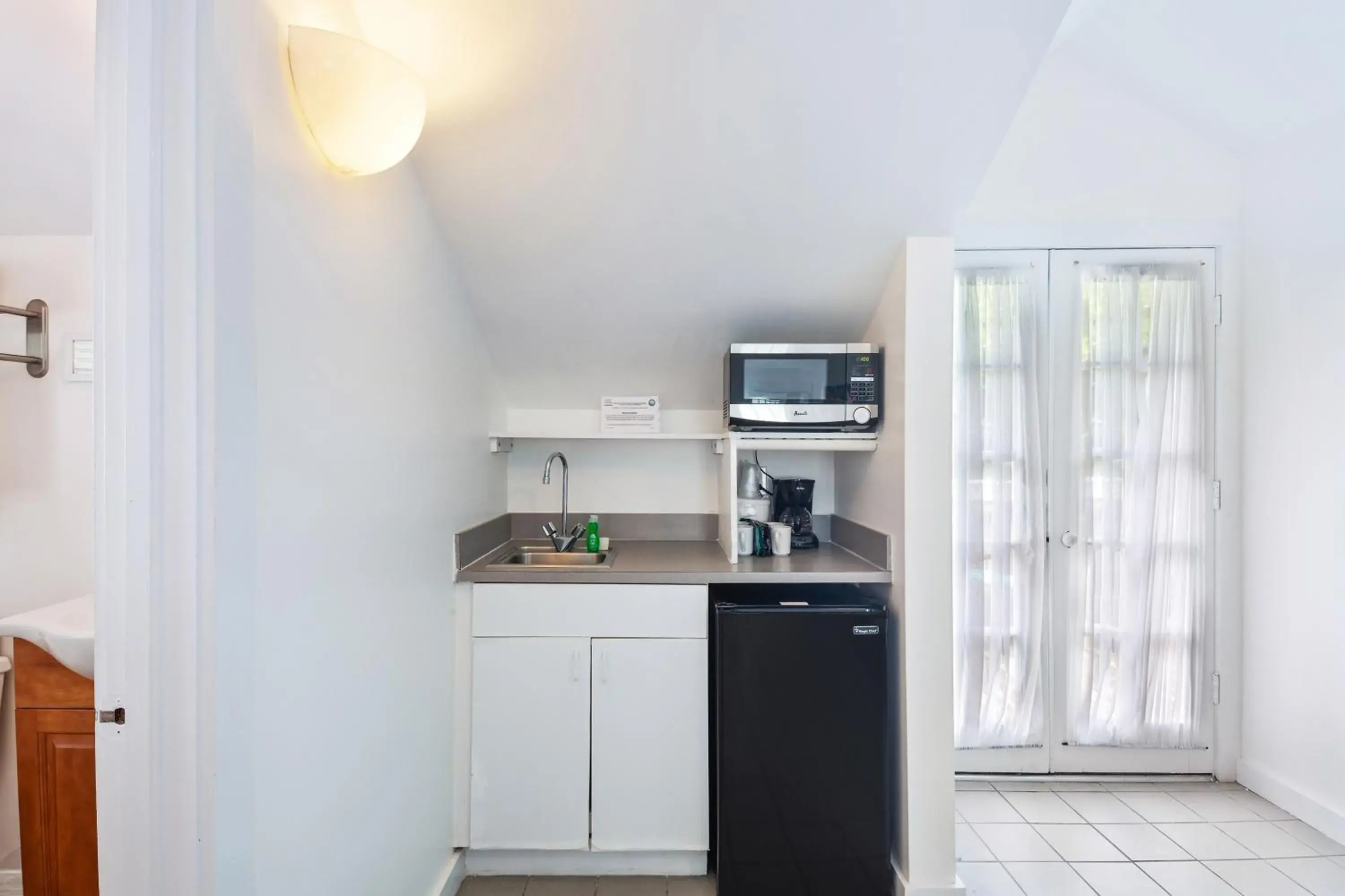 Kitchen/Kitchenette in Wicker Guesthouse