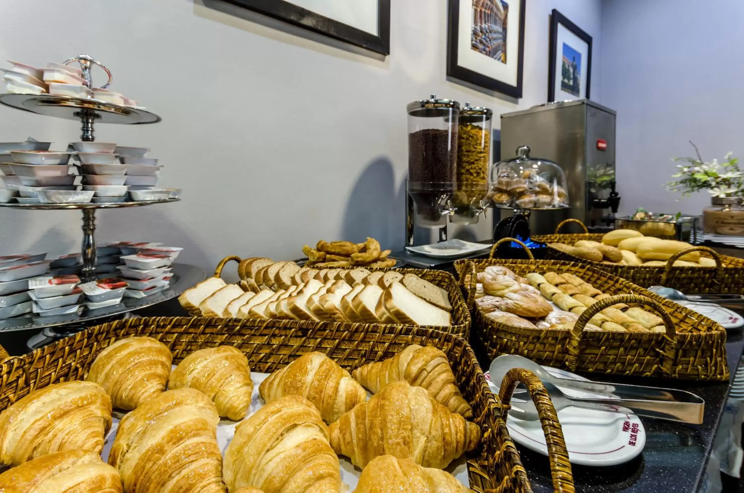 Breakfast in Virgen de los Reyes Breakfast in Virgen de los Reyes