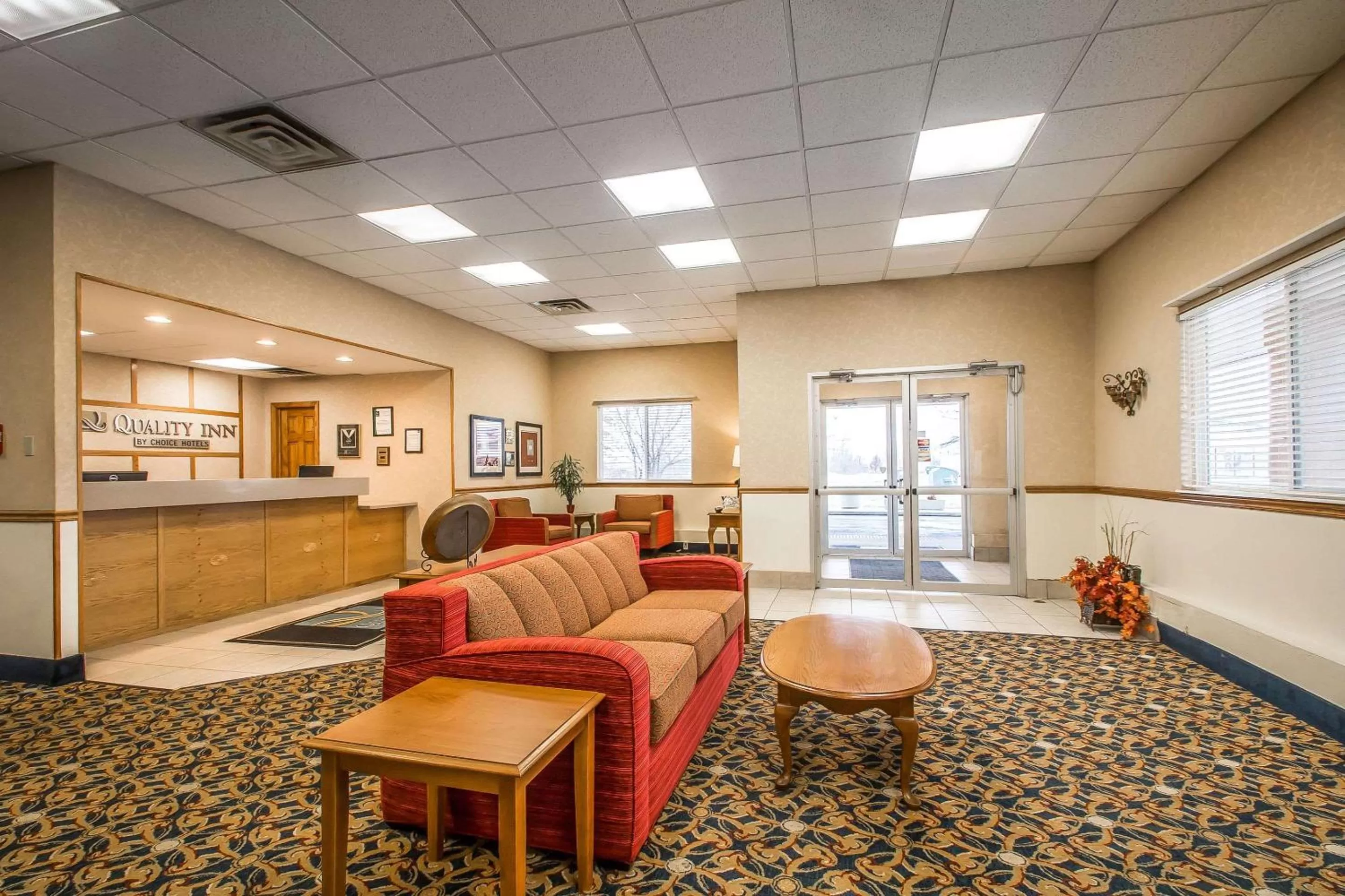 Lobby or reception in Quality Inn Morris I-80