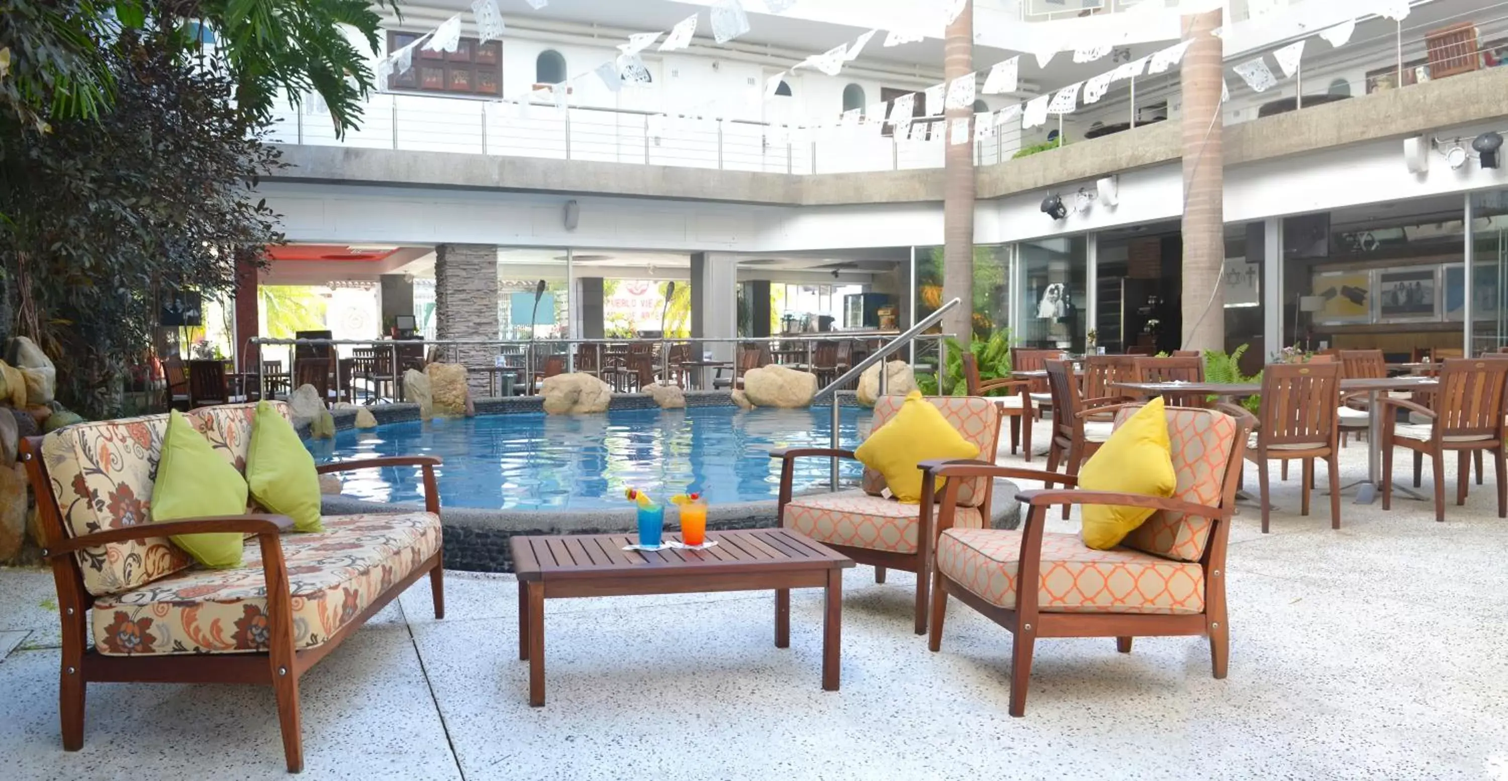 Pool view in Hotel Rio Malecon