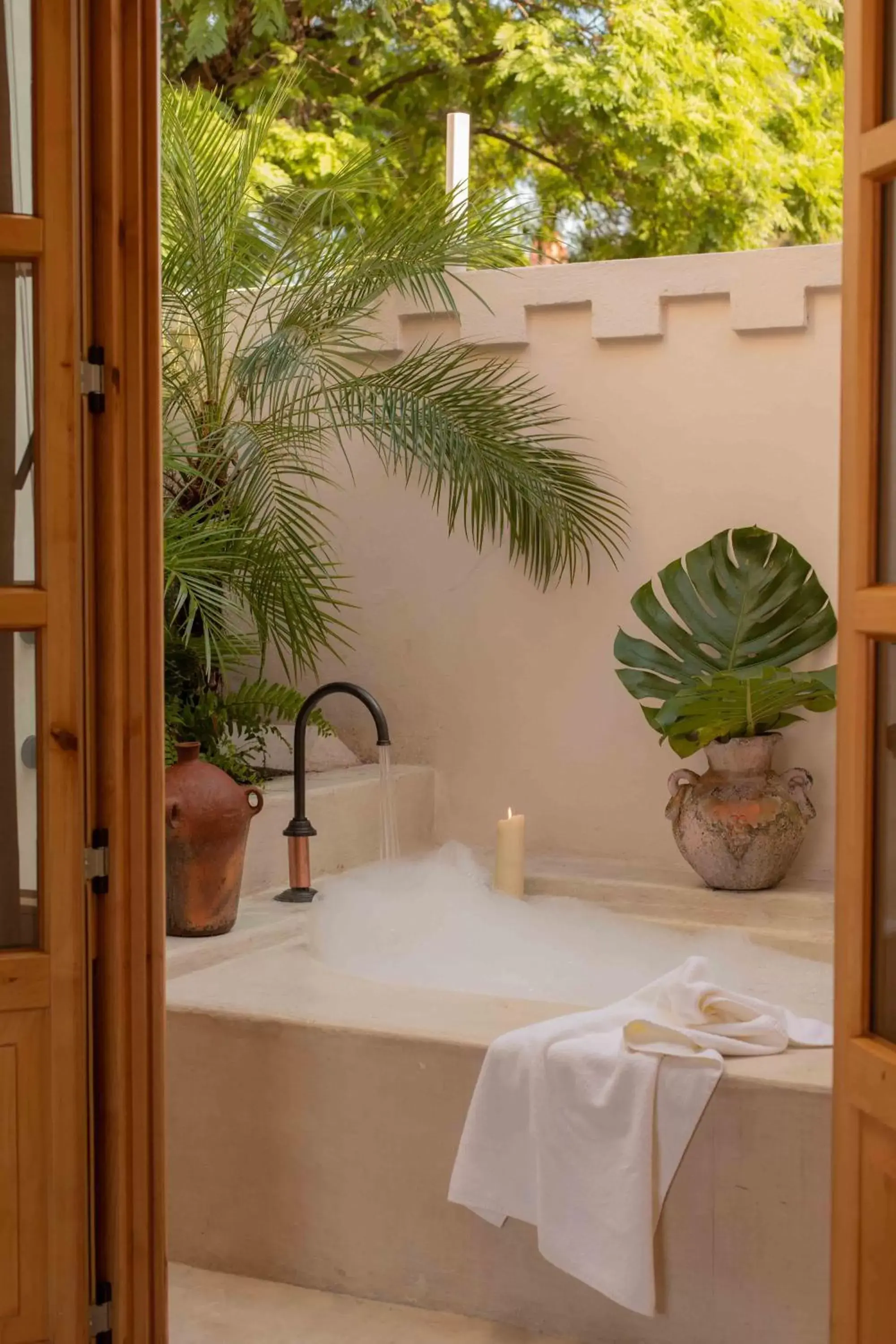 Open Air Bath in La Valise San Miguel de Allende