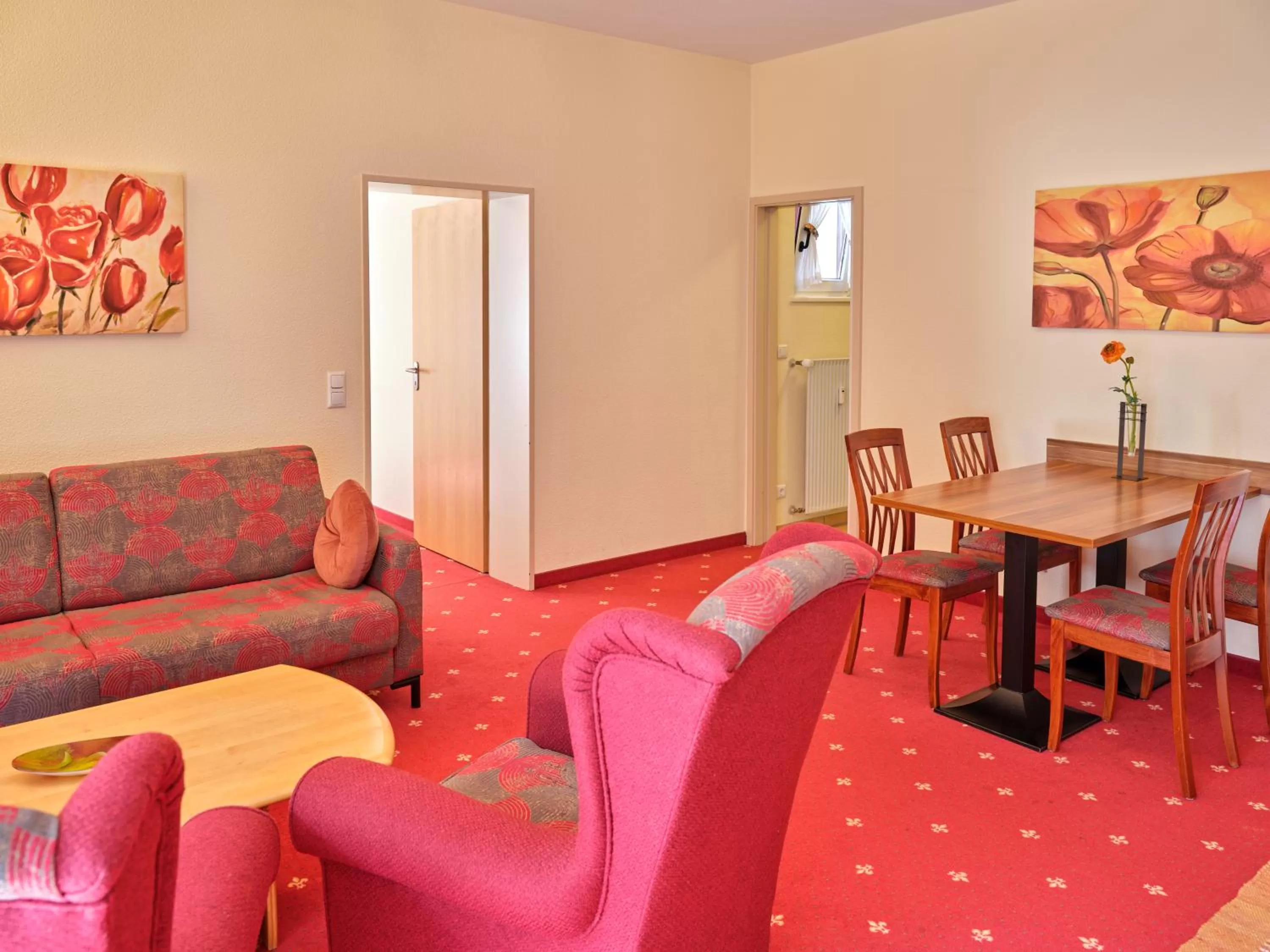 Dining area in Appartement-Haus Blumenhof