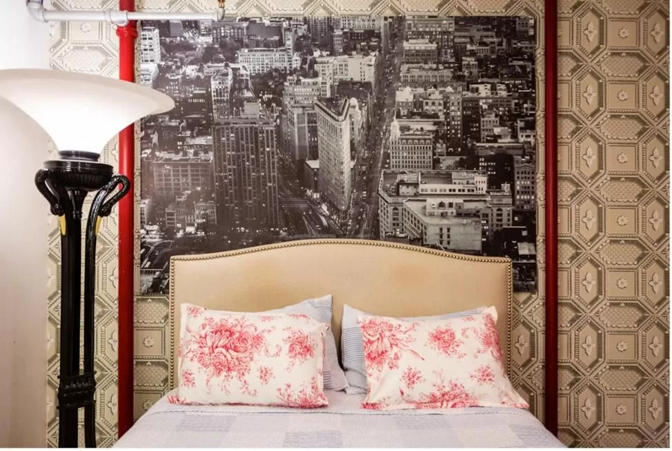 Bed in Northern Lights Mansion