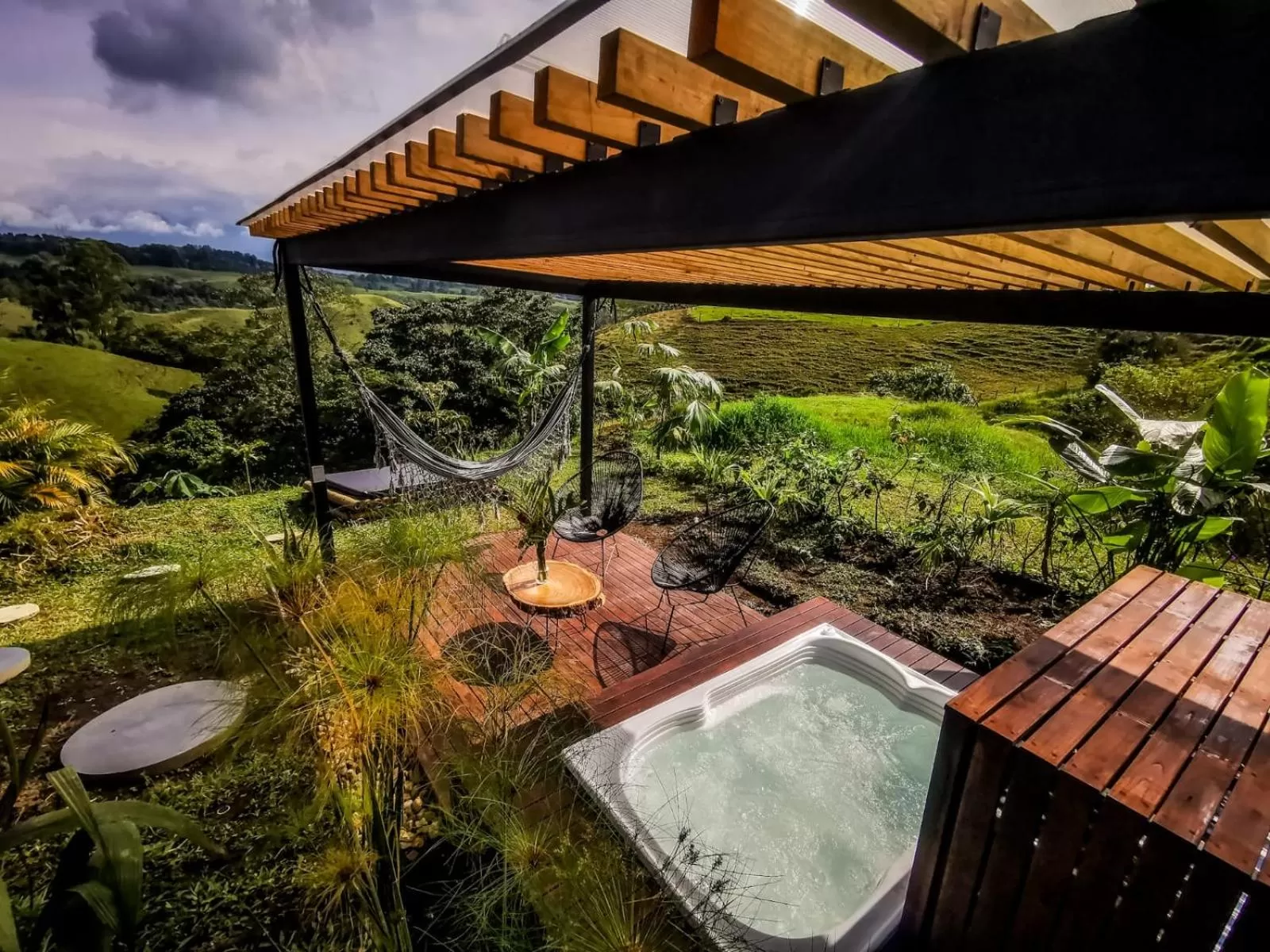 Hot Tub in Ecohotel Monte Tierra Habitaciones y Glamping