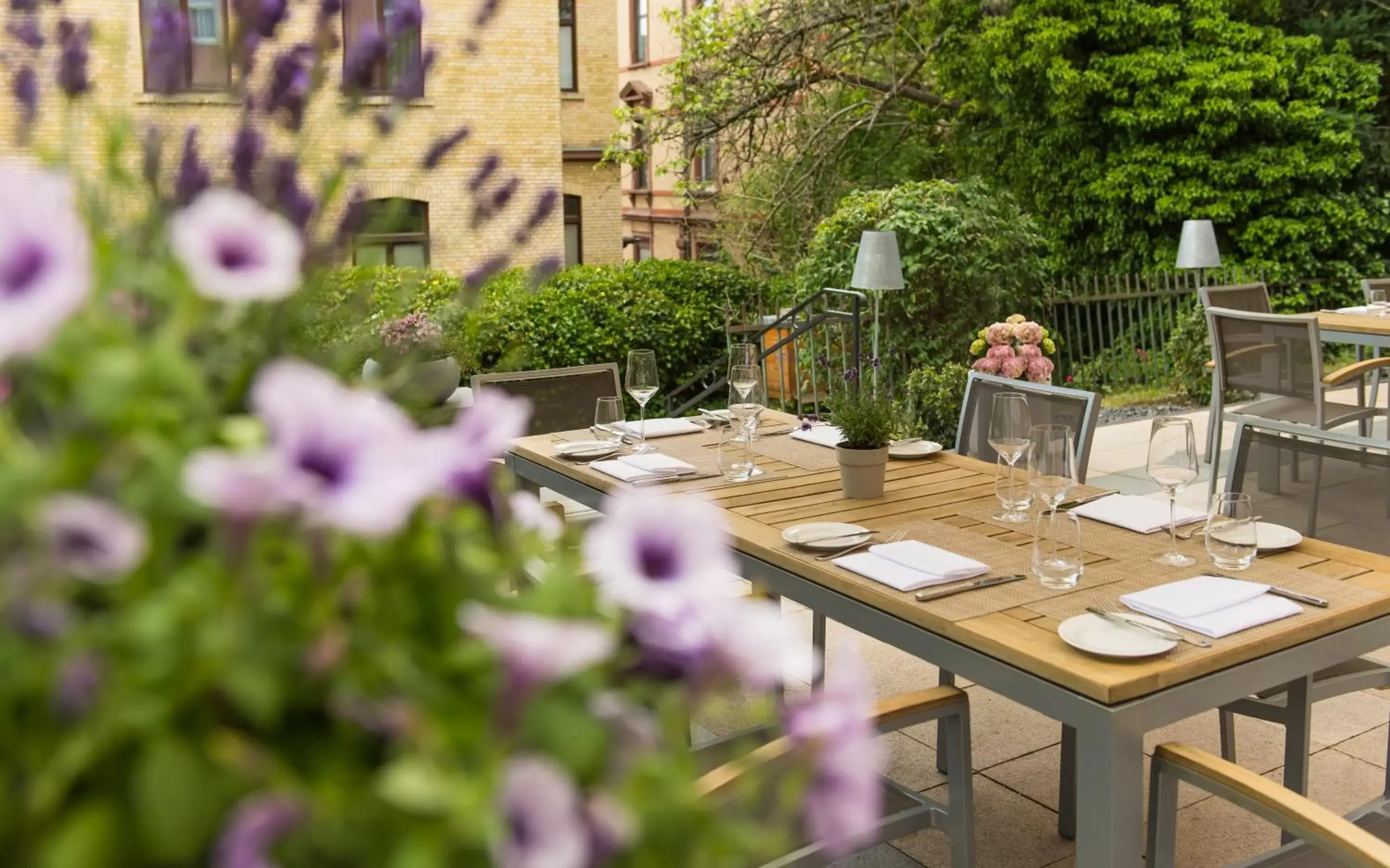 Balcony/Terrace, Restaurant/Places to Eat in Hotel Oranien Wiesbaden