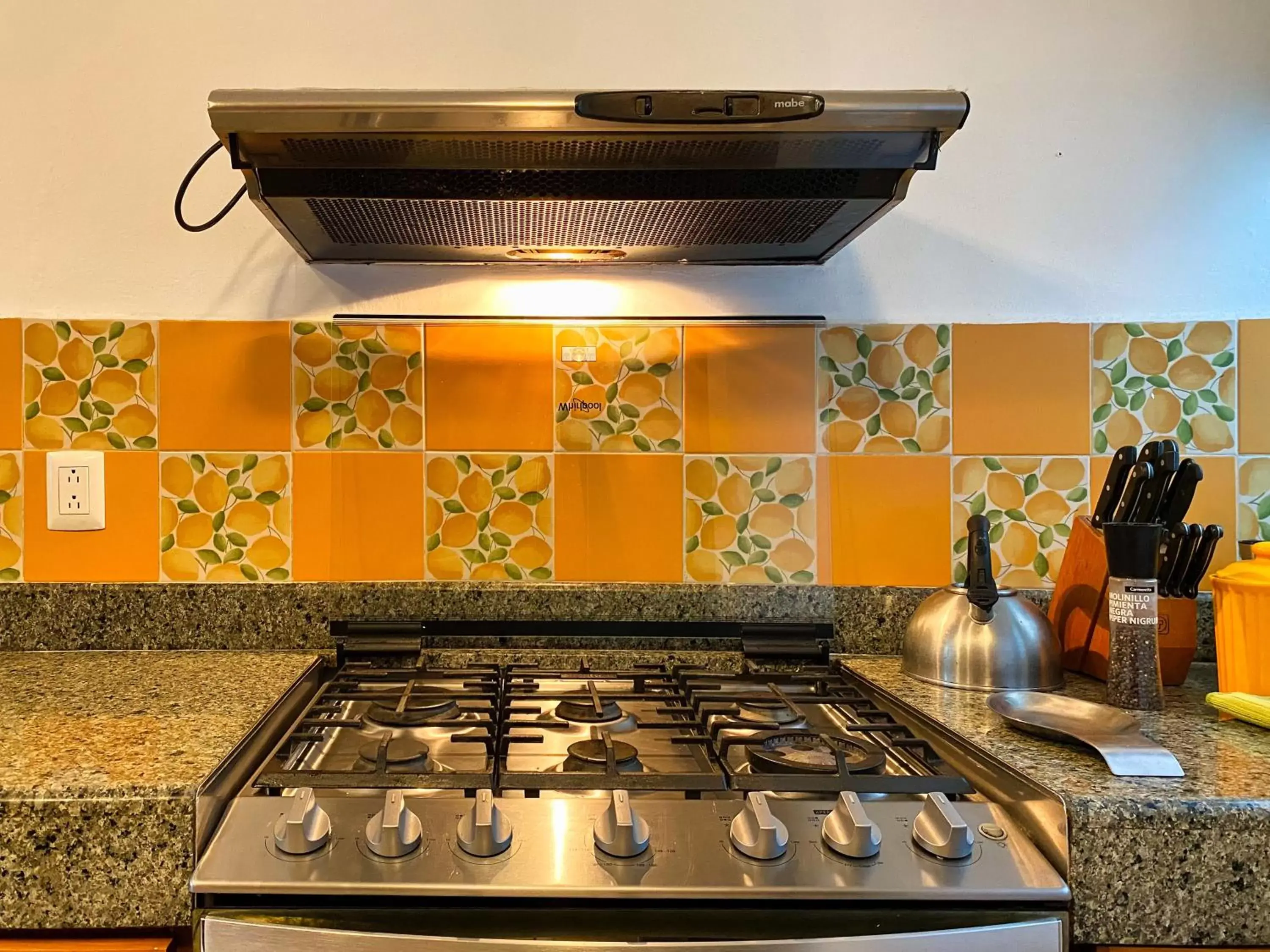 stove, Kitchen/Kitchenette in Humant - Coliving & Coworking Spaces