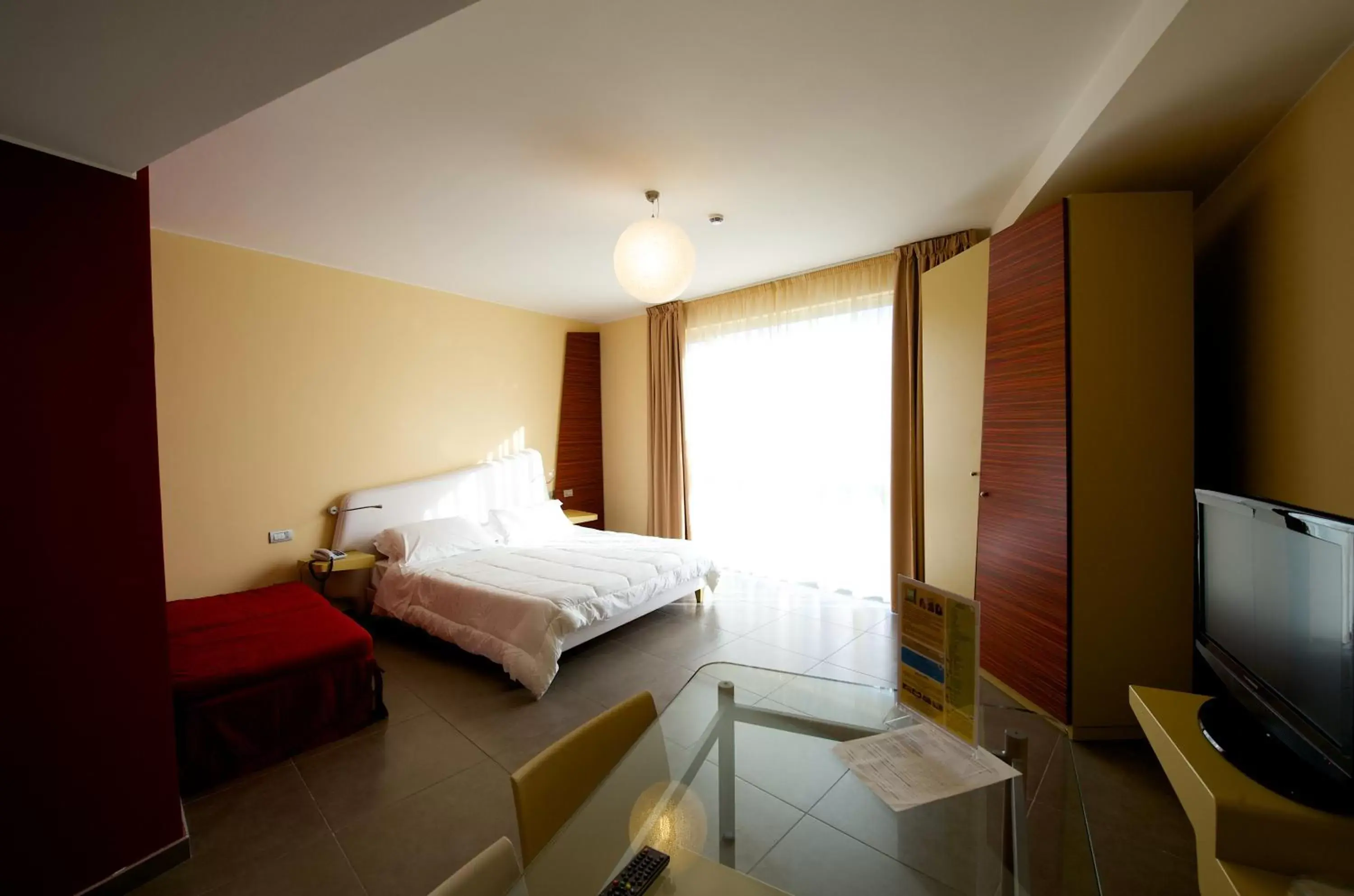 TV and multimedia, Bed in ibis Styles Catania Acireale