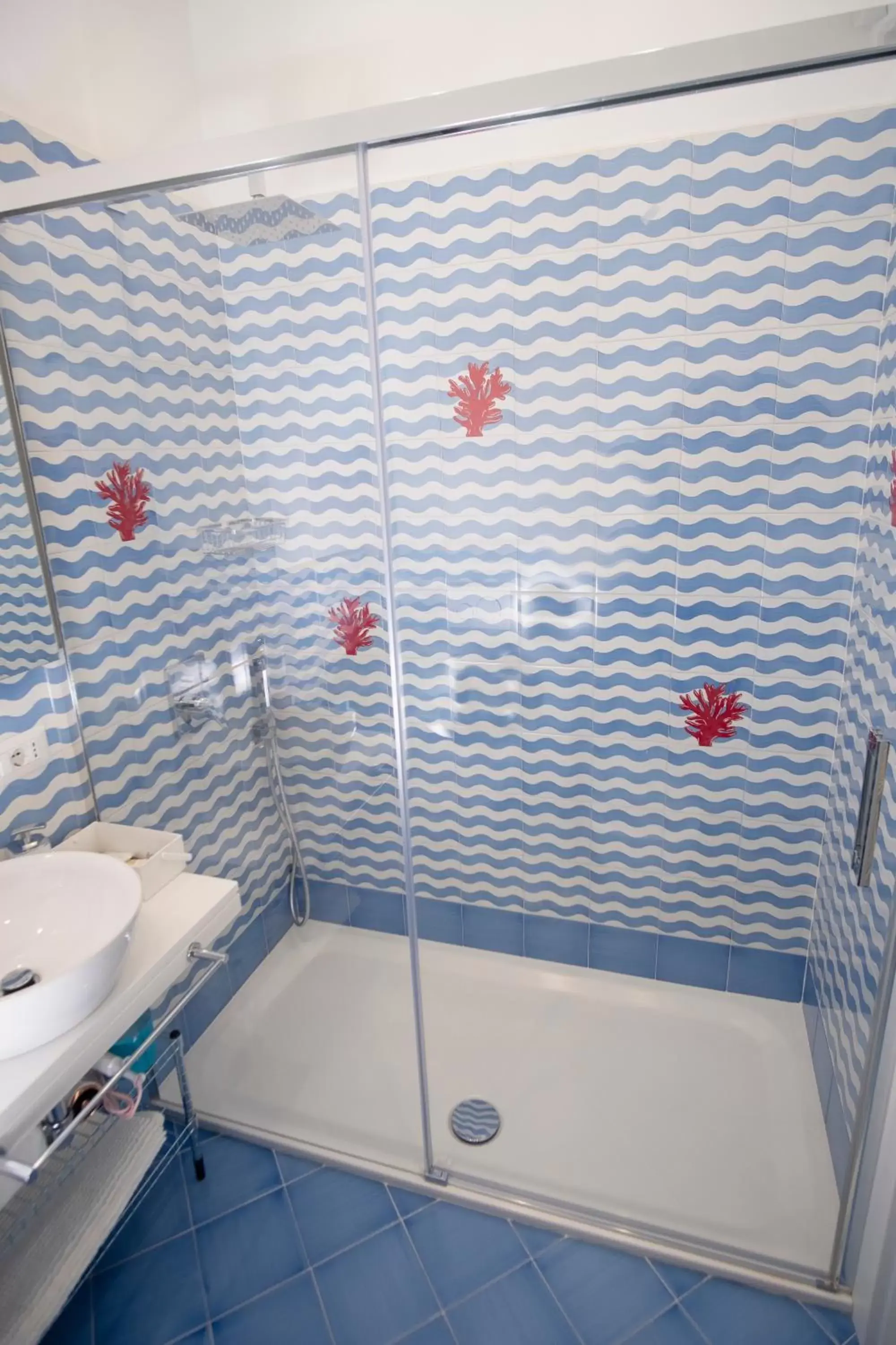 Shower, Bathroom in Domus Sole
