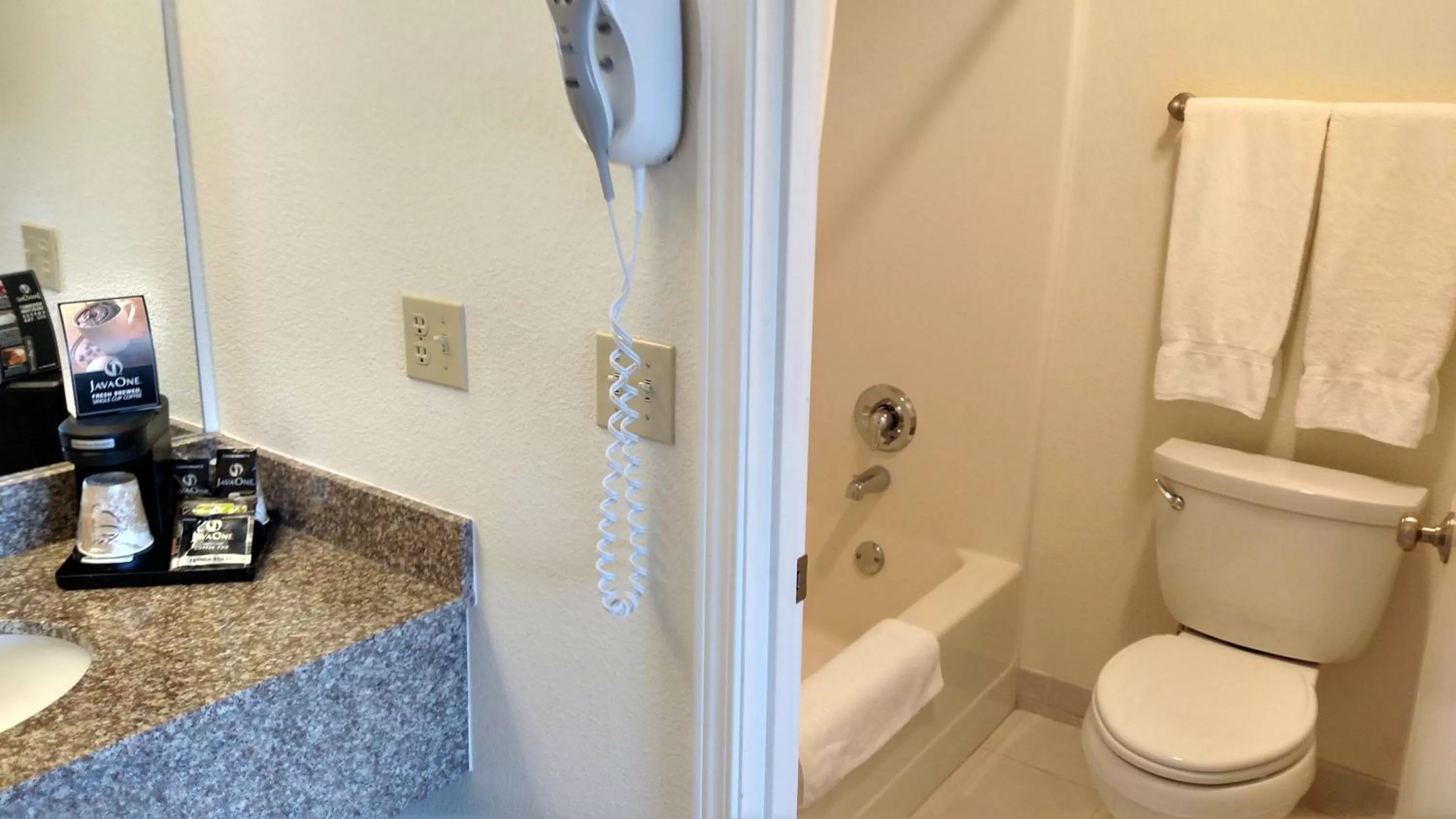 Toilet in Lewis River Inn