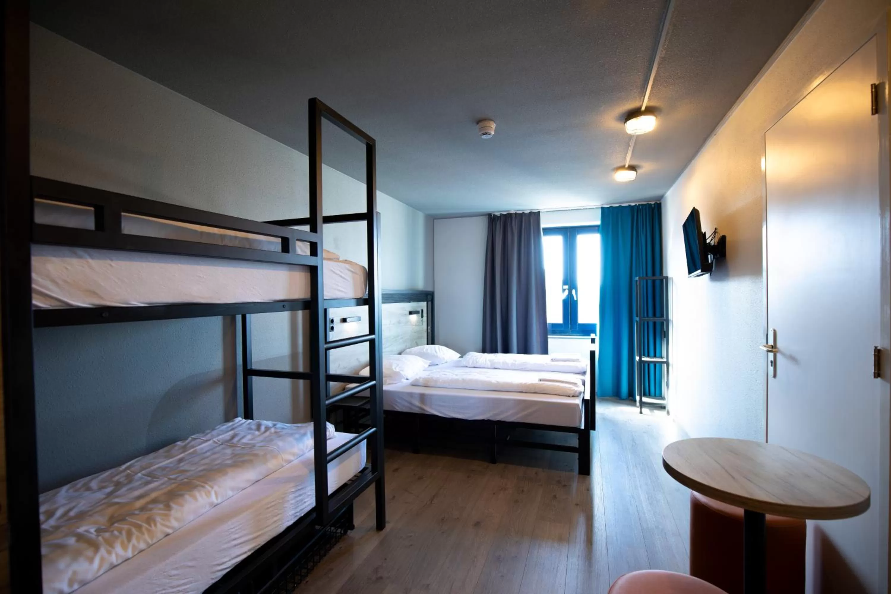 TV and multimedia, Bed in a&o Rotterdam City