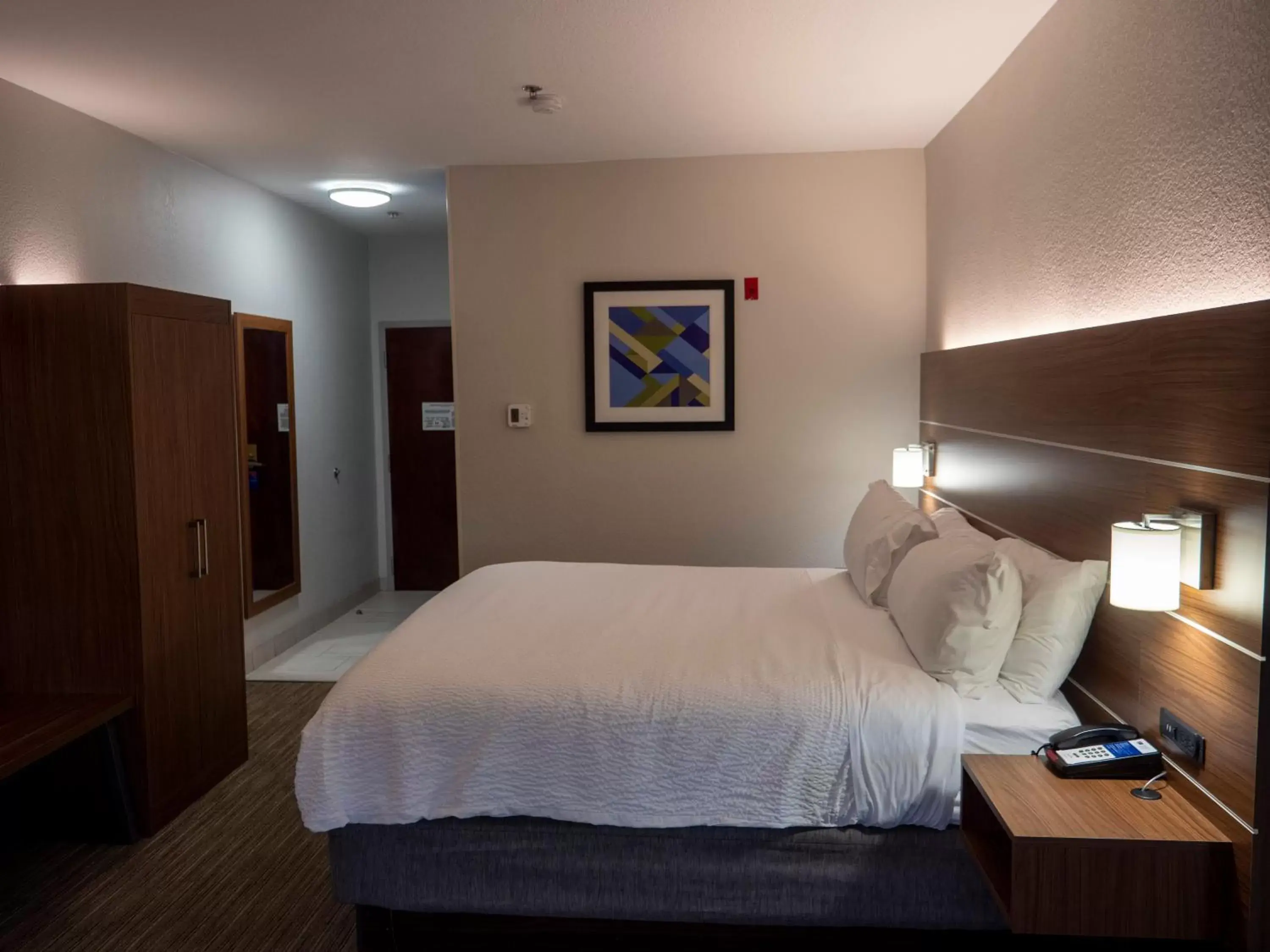 Bed in Holiday Inn Express & Suites Greenville Airport, an IHG Hotel