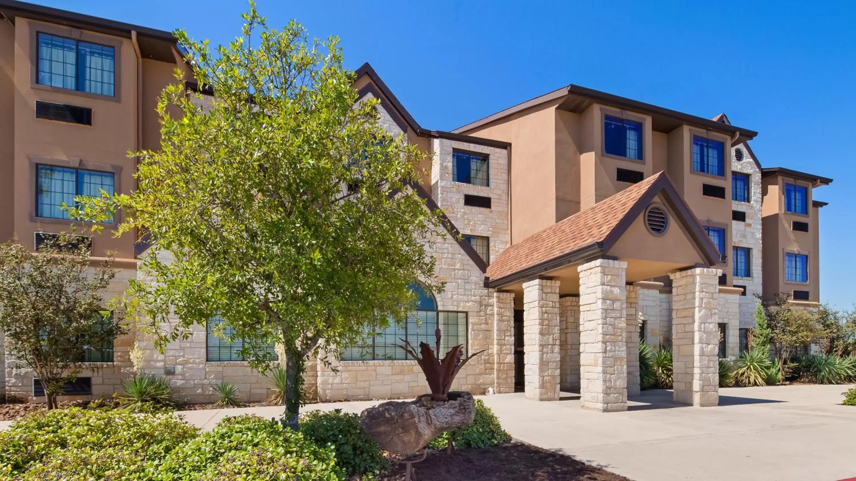 Property Building in Microtel Inn & Suites by Wyndham Round Rock