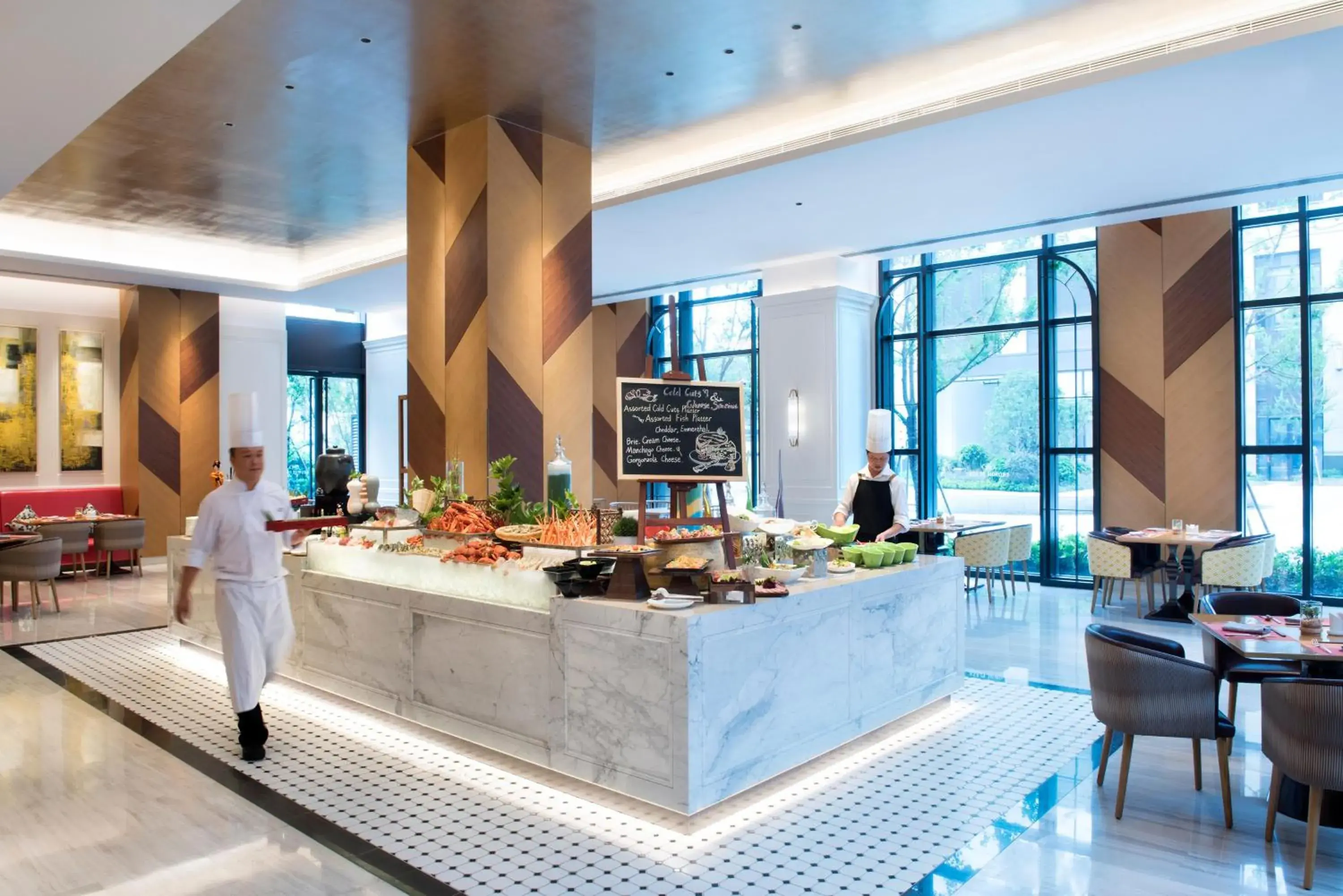 Restaurant/Places to Eat in Crowne Plaza Shanghai Pujiang, an IHG Hotel