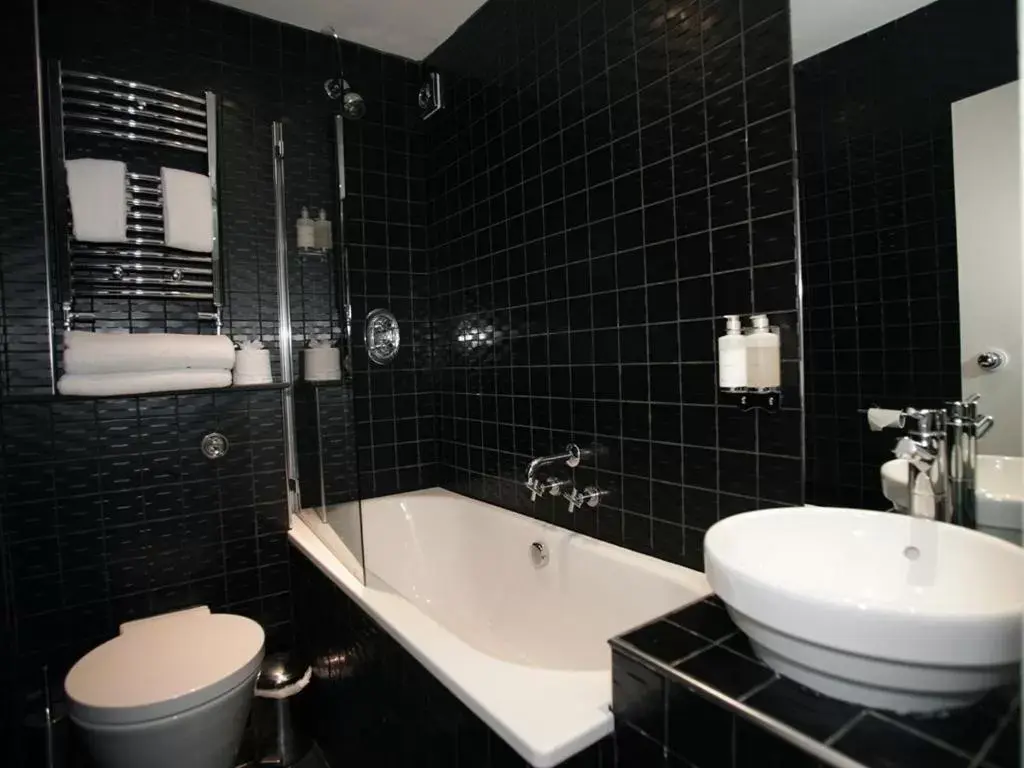 Bathroom in Blanch House