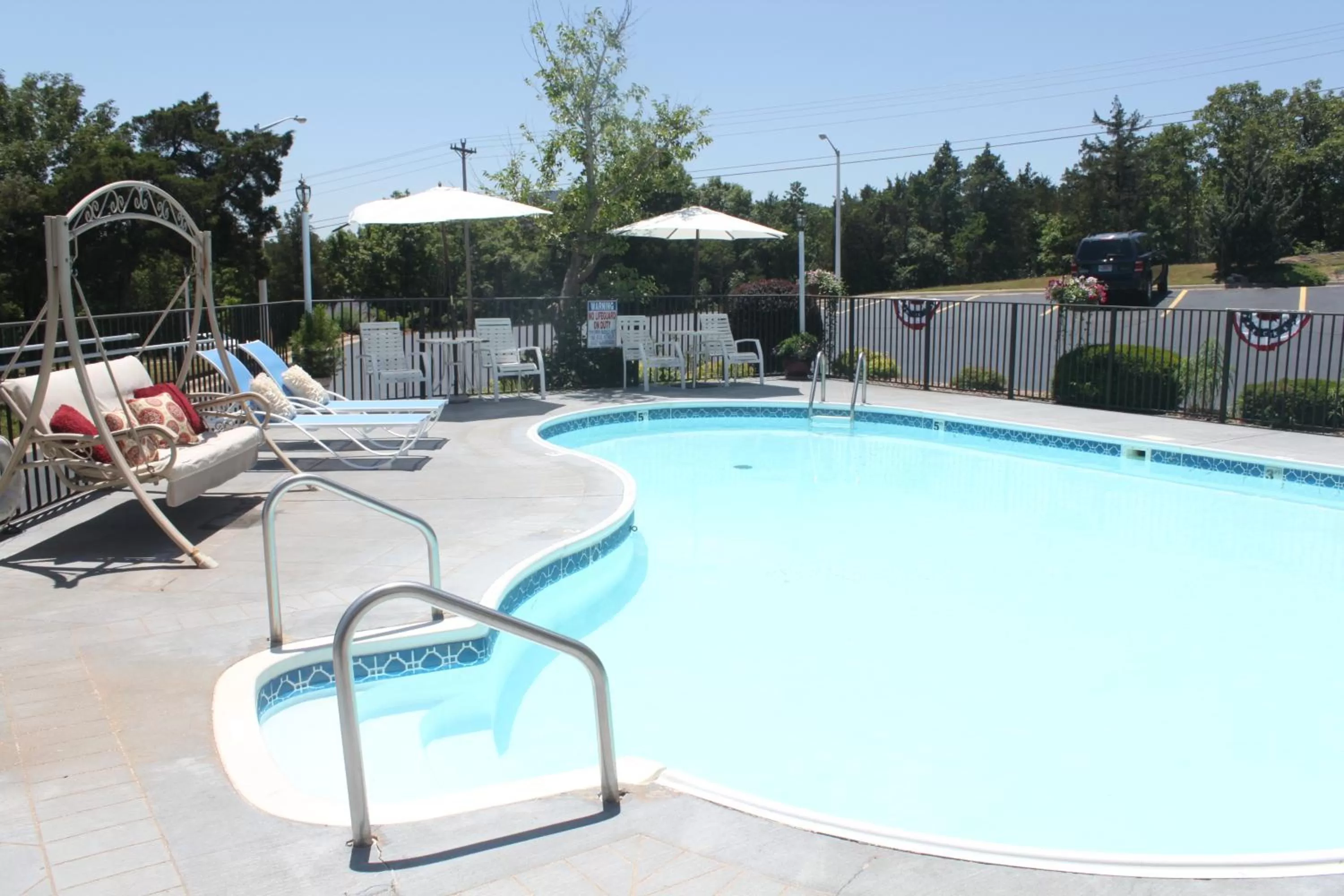 Pool view in Scenic Hills Inn