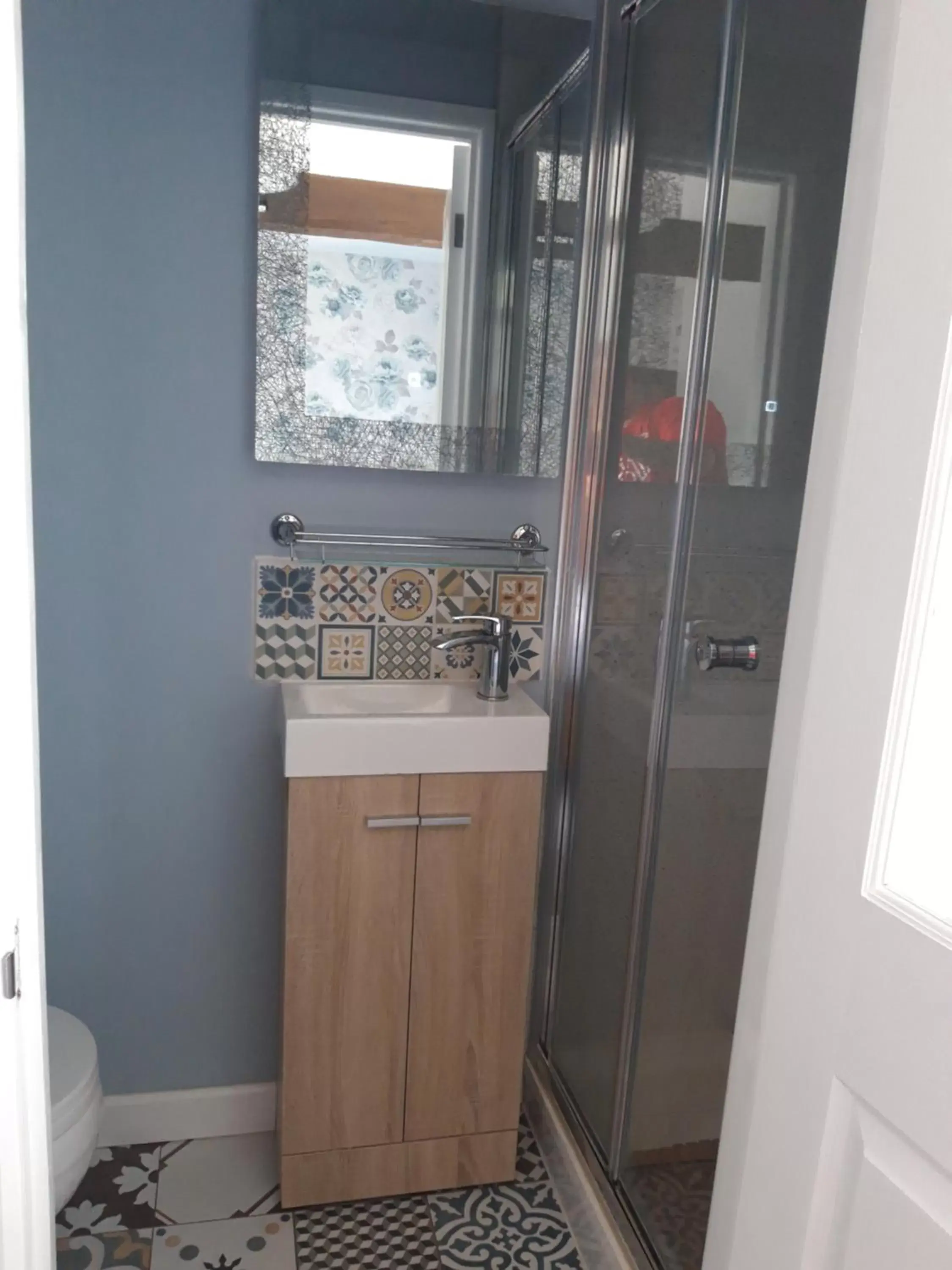 Bathroom in Upper Eyton Farmhouse B&B