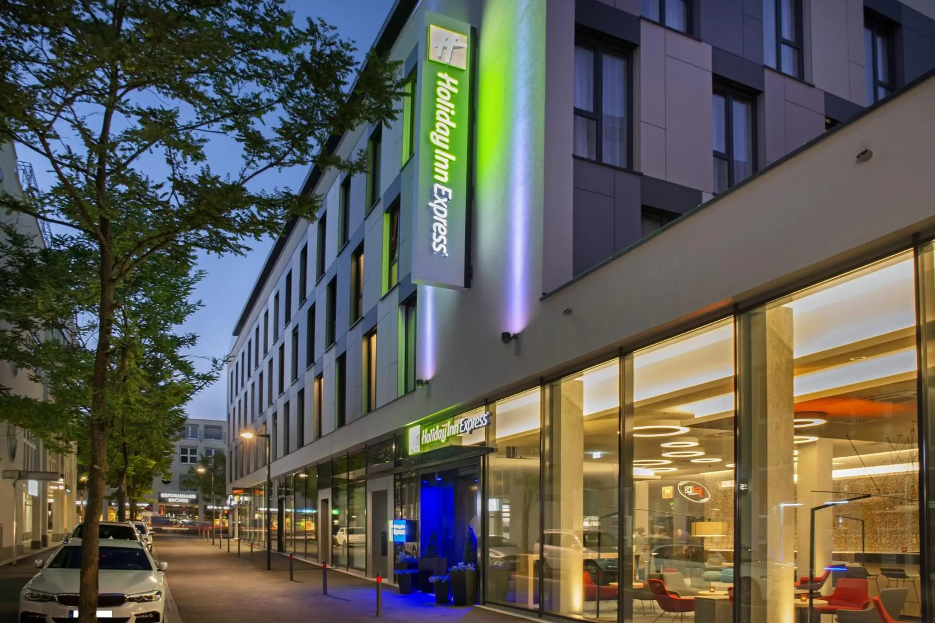 Property Building in Holiday Inn Express Stuttgart-Waiblingen, an IHG Hotel