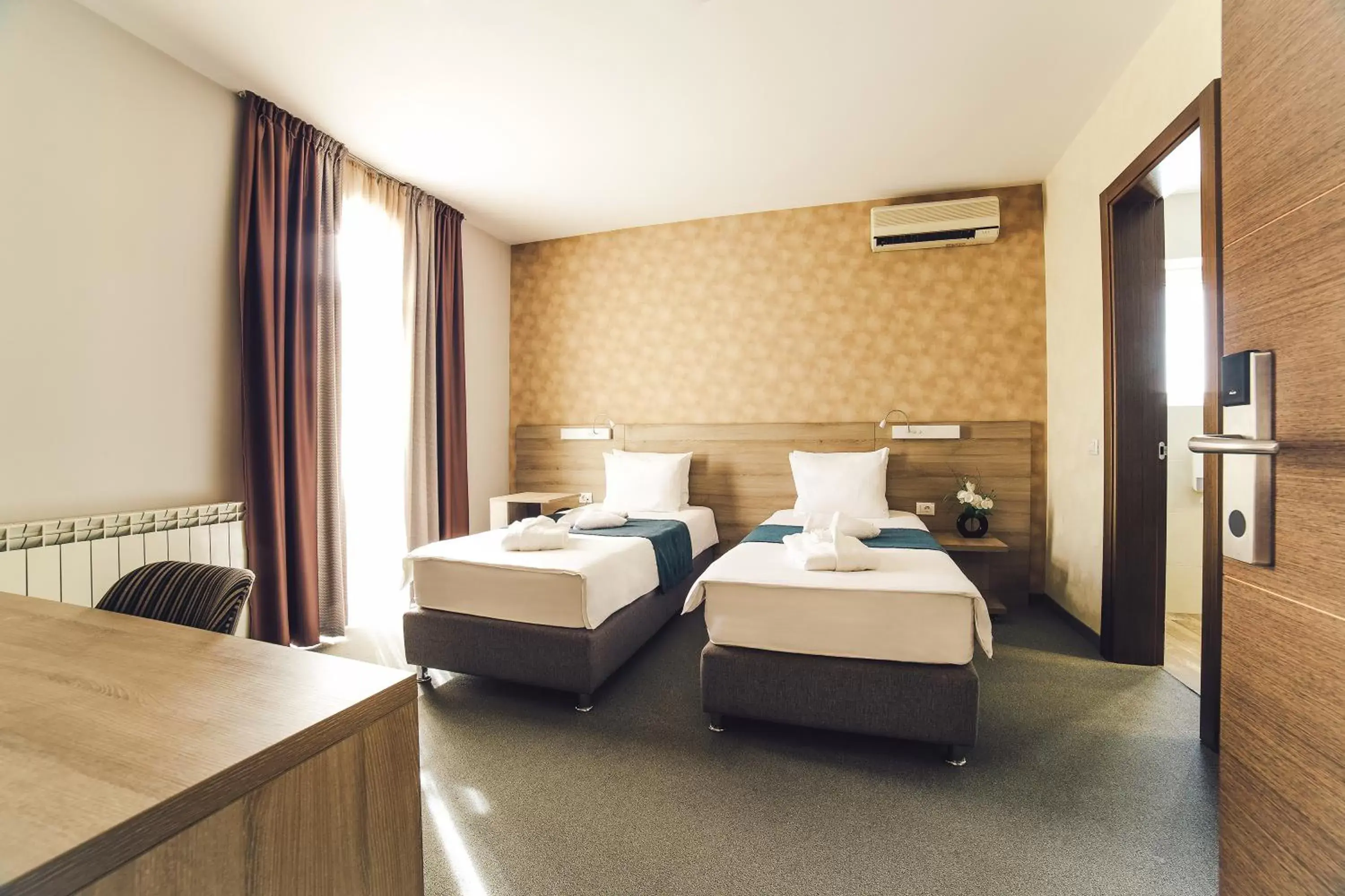 Bedroom, Bed in Garni Hotel Mint