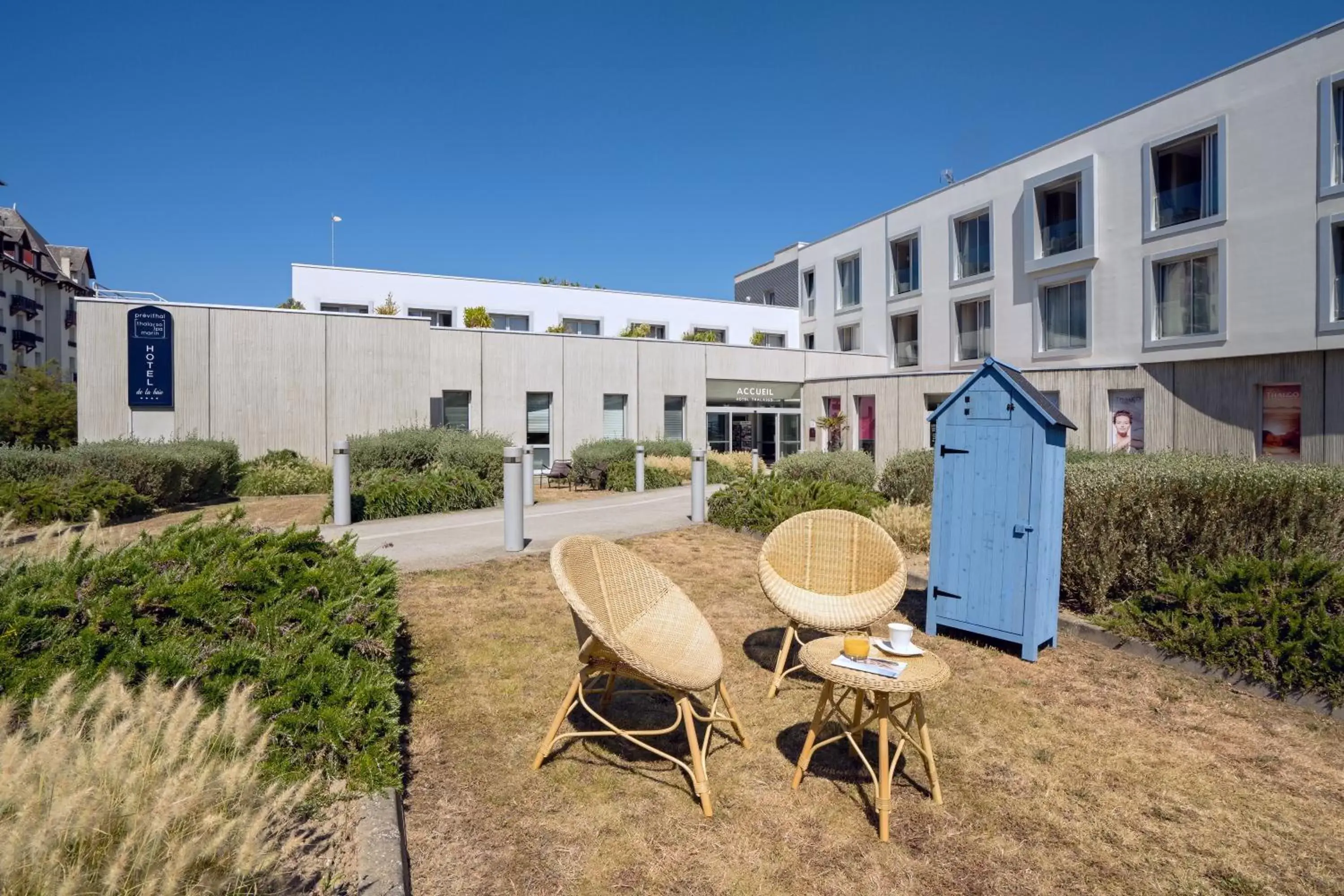 Property building in Hôtel de la Baie - Thalassothérapie PREVITHAL Property building in Hôtel de la Baie - Thalassothérapie PREVITHAL