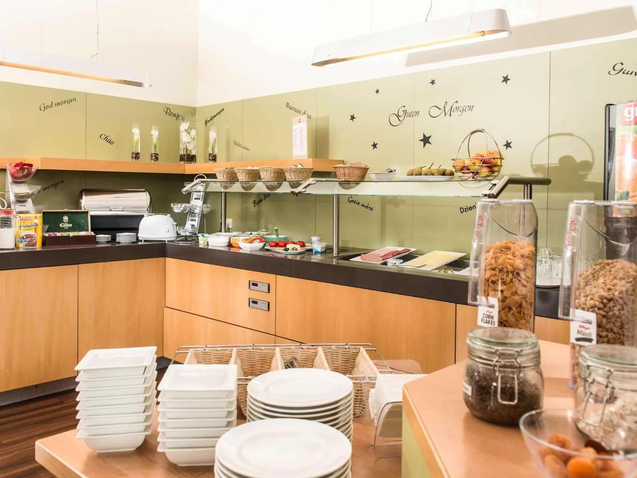 Restaurant/places to eat in ibis Leipzig Nord-Ost