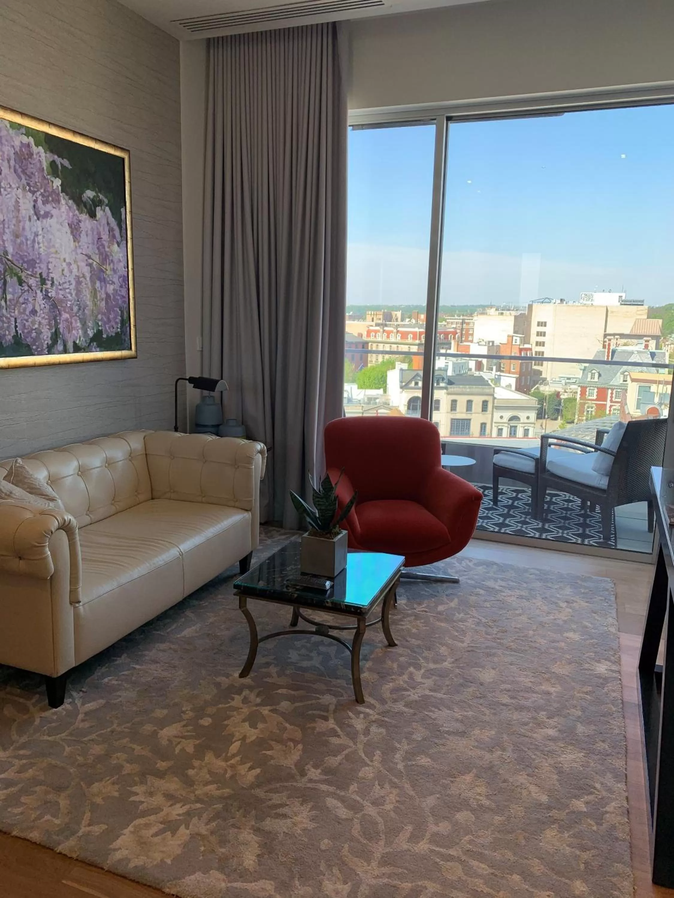 Seating area in The Dupont Circle Hotel