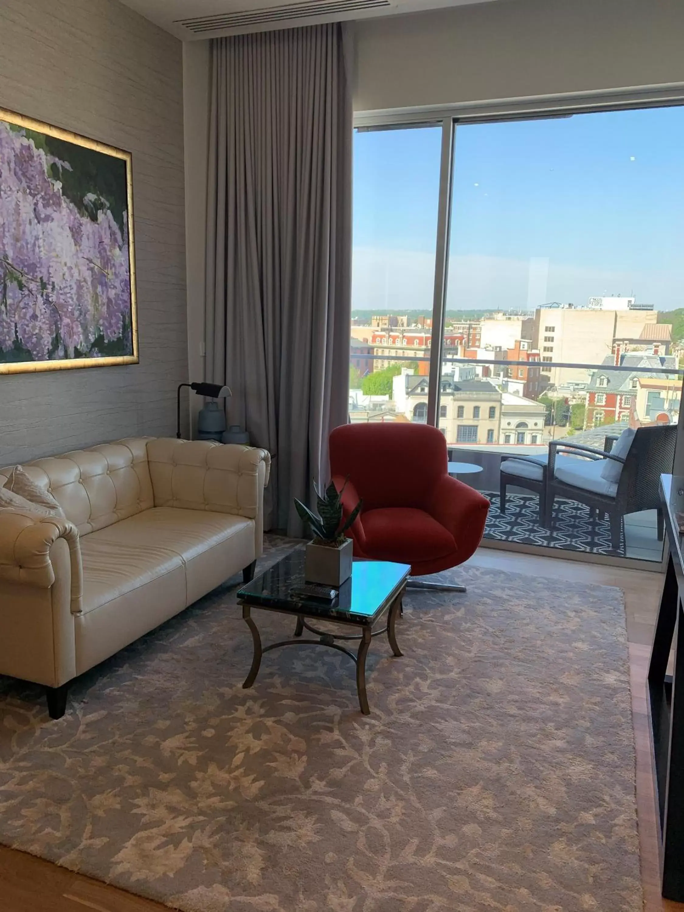 Seating Area in The Dupont Circle Hotel