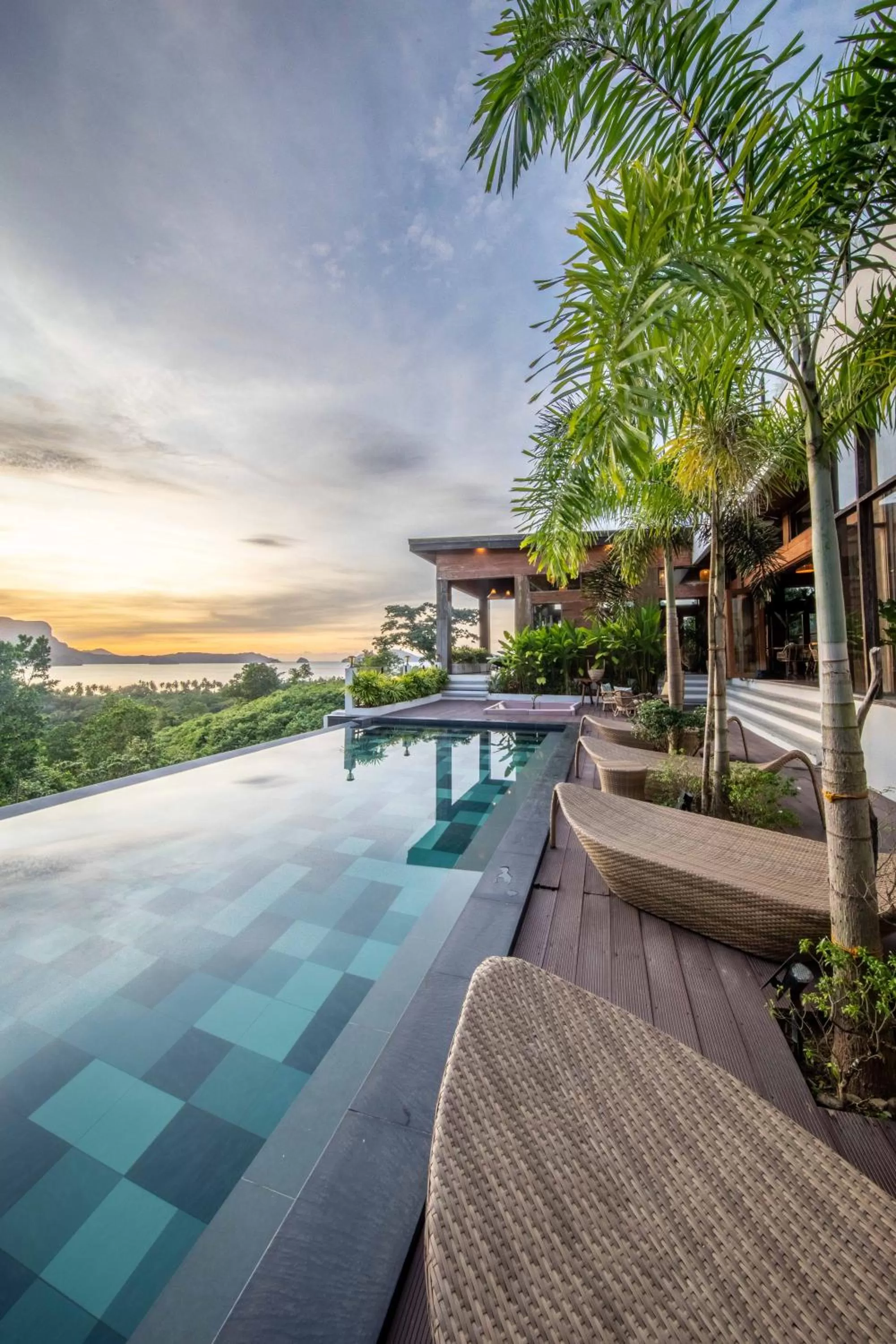 Restaurant/places to eat in Ahana Resort El Nido