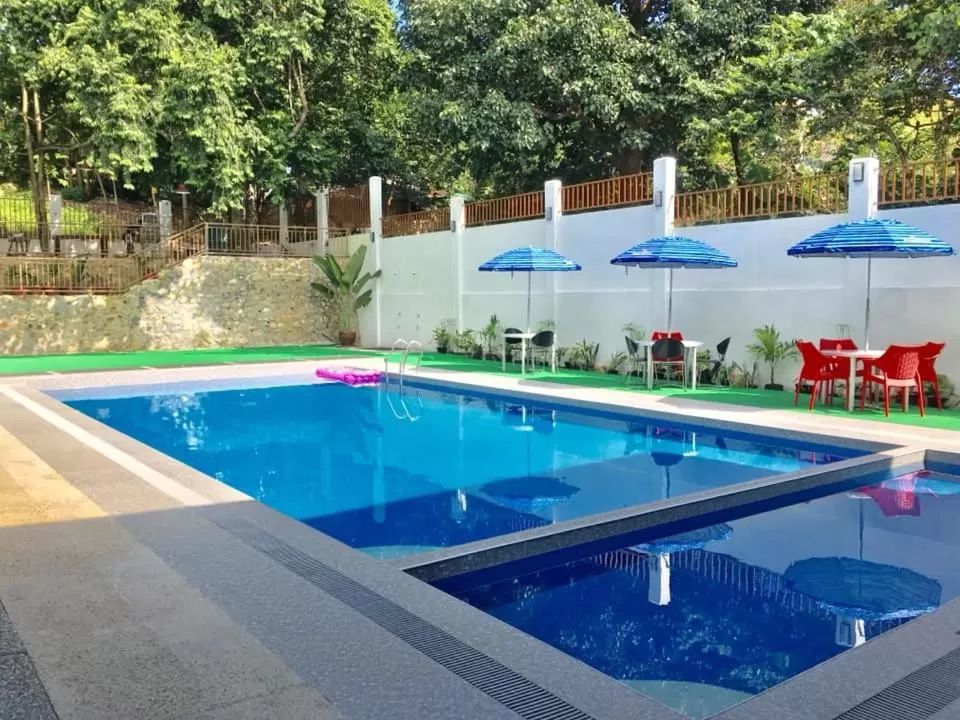 Swimming pool in Charms Hotel