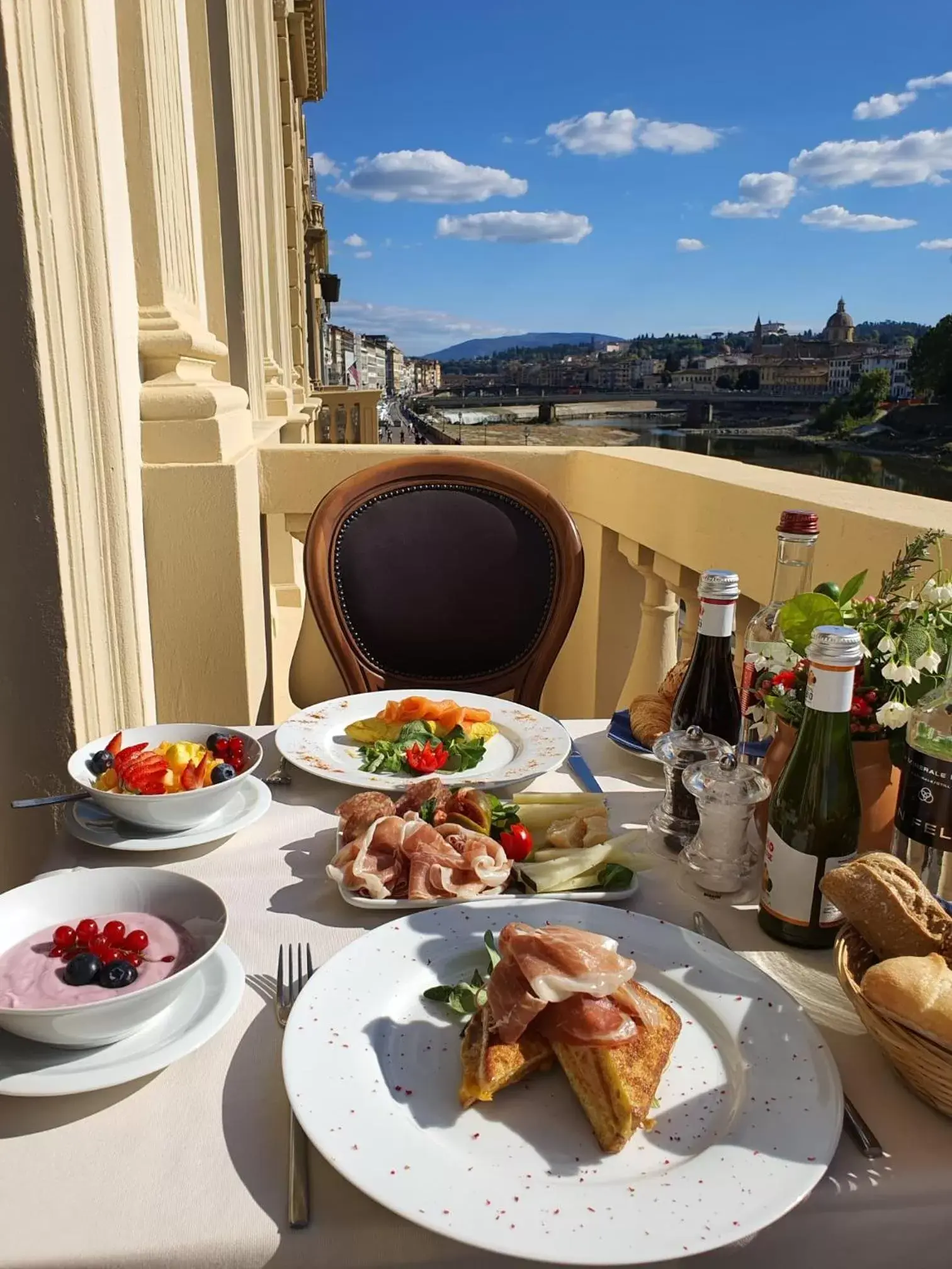 Breakfast in Hotel Lungarno Vespucci 50