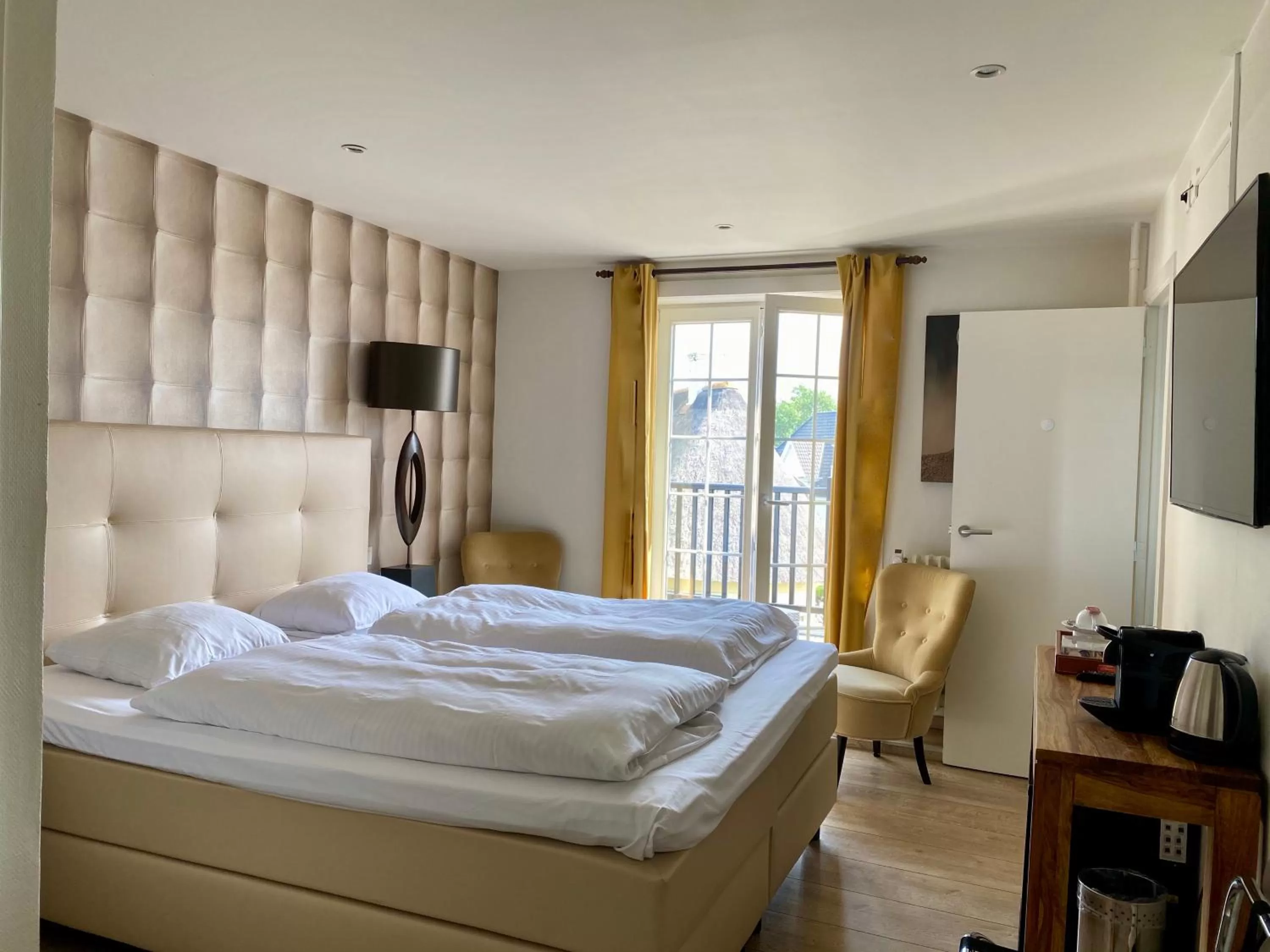 Double Room with Balcony in Hotel Villa Verdi