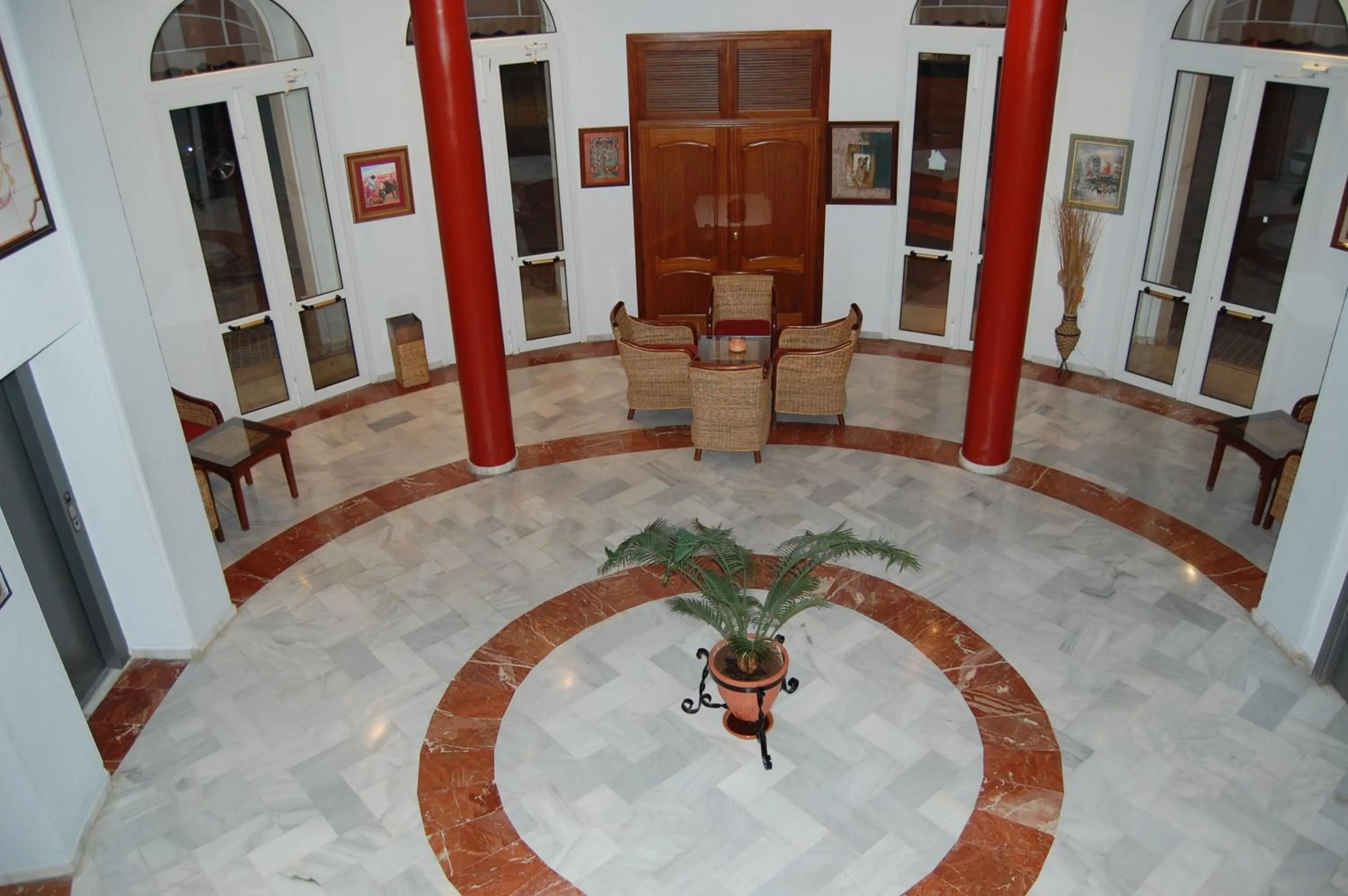 Area and facilities in Hotel Castillo