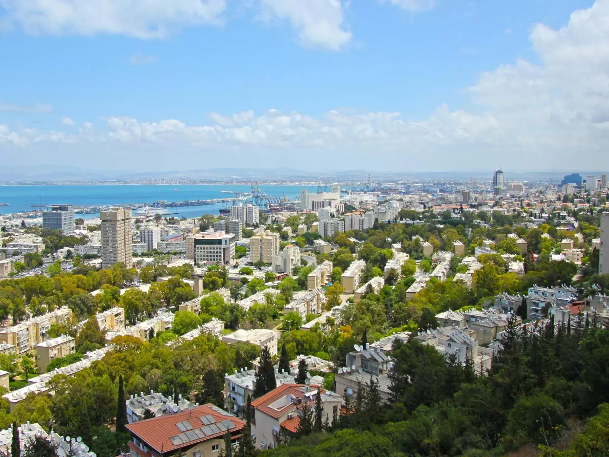Bird's eye view, Bird's-eye View in Dan Panorama Haifa Hotel