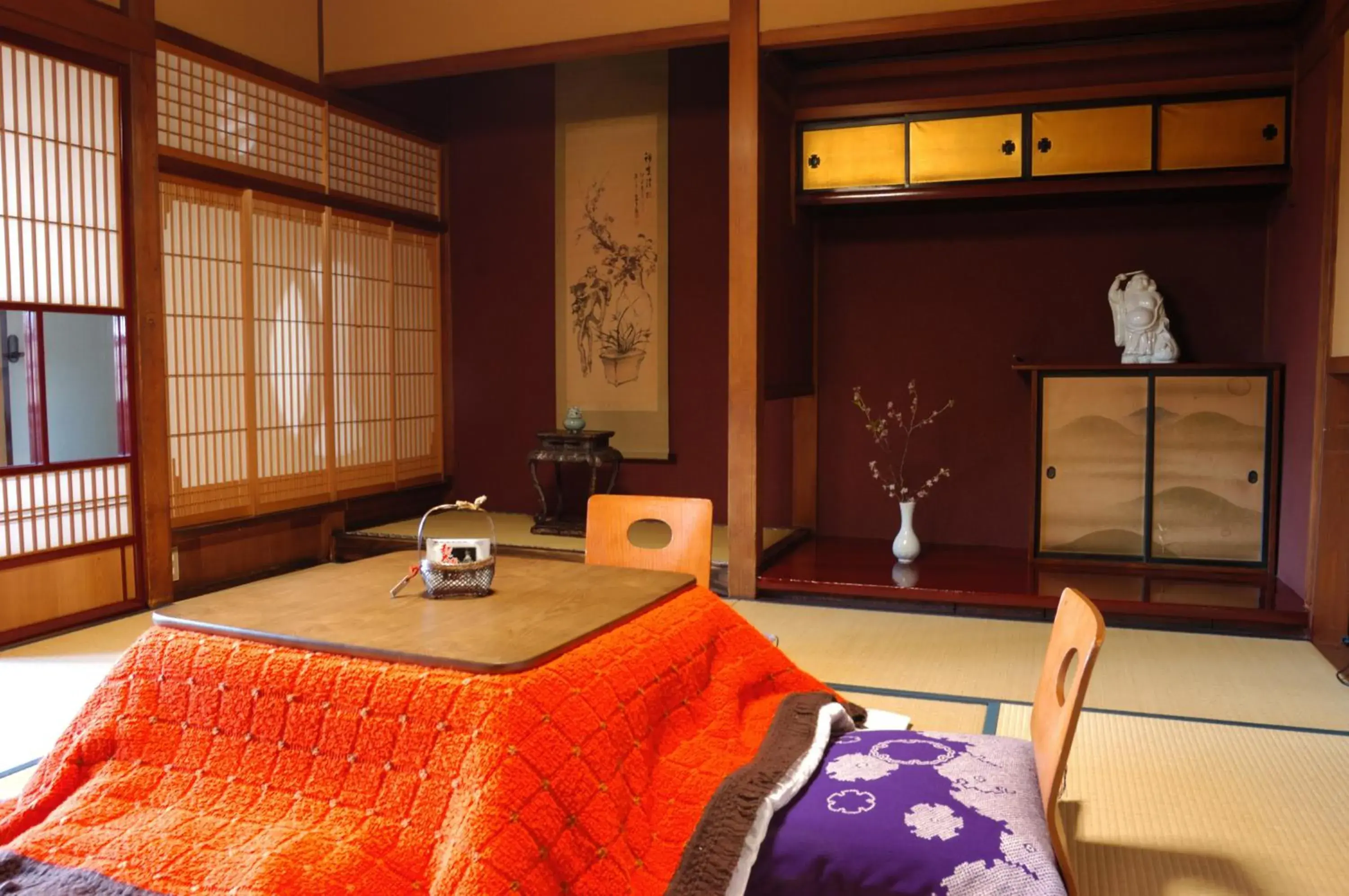 Seating Area in Ryokan Yatsusankan