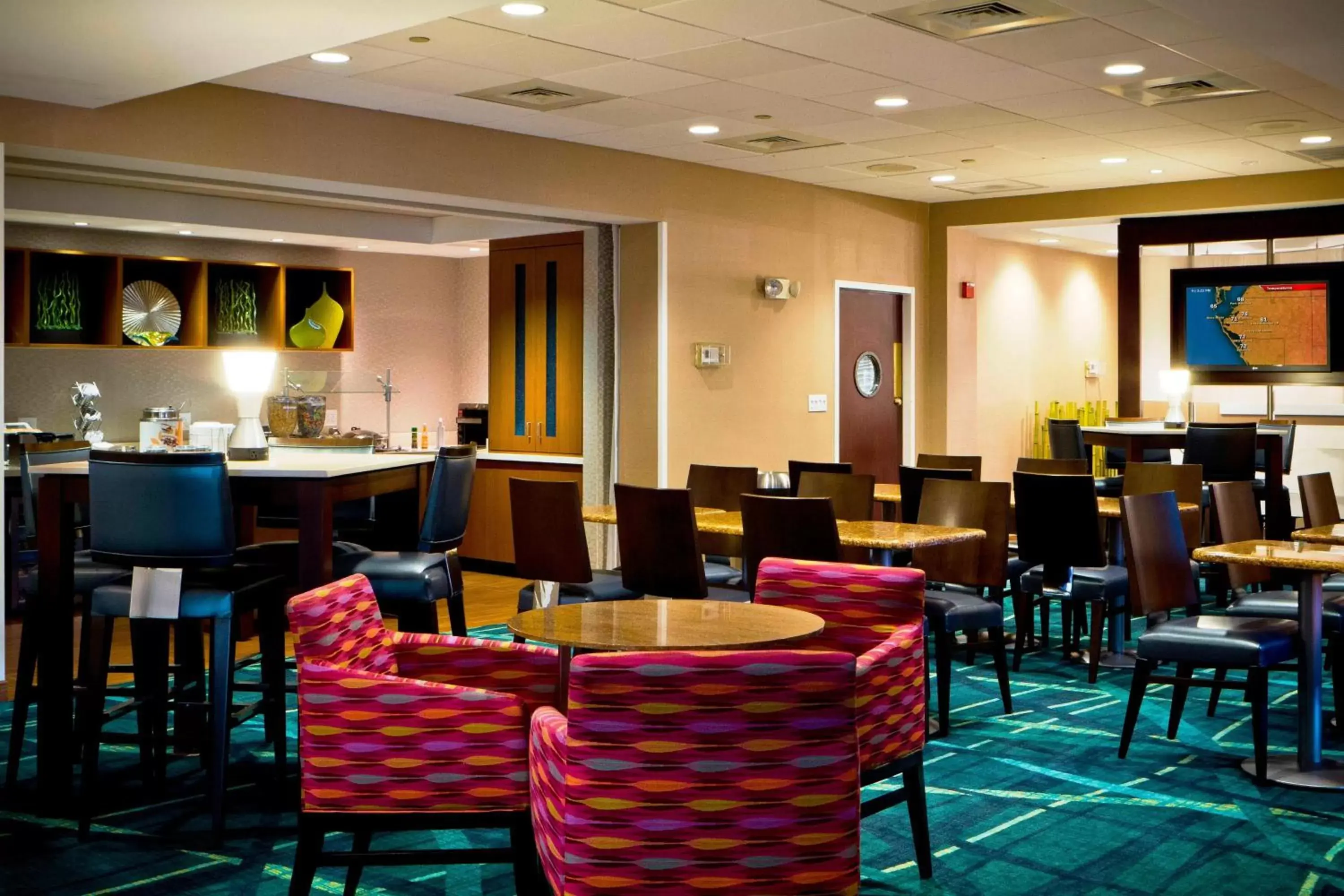 Breakfast, Restaurant/Places to Eat in SpringHill Suites Sarasota Bradenton
