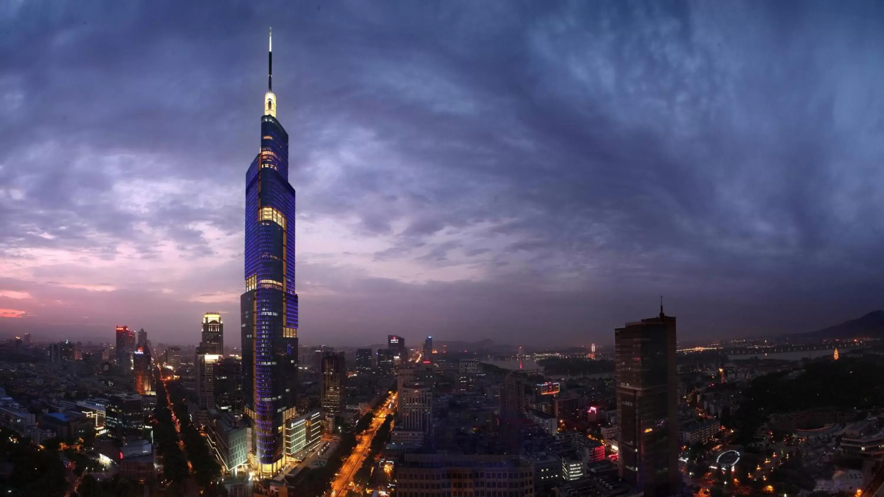 Property building in InterContinental Nanjing by IHG Property building in InterContinental Nanjing by IHG