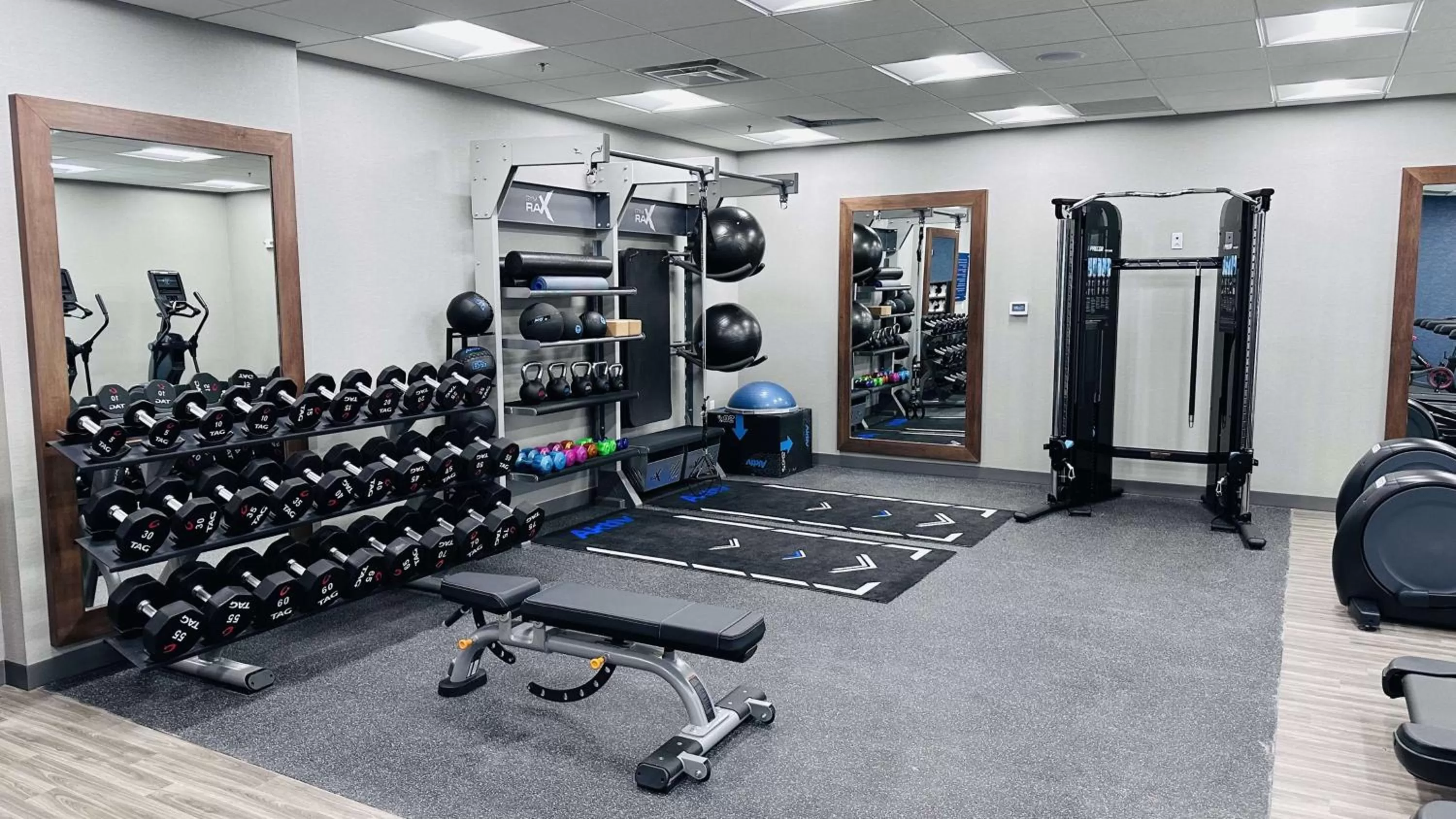 Fitness centre/facilities in Hampton Inn & Suites Weatherford, Tx