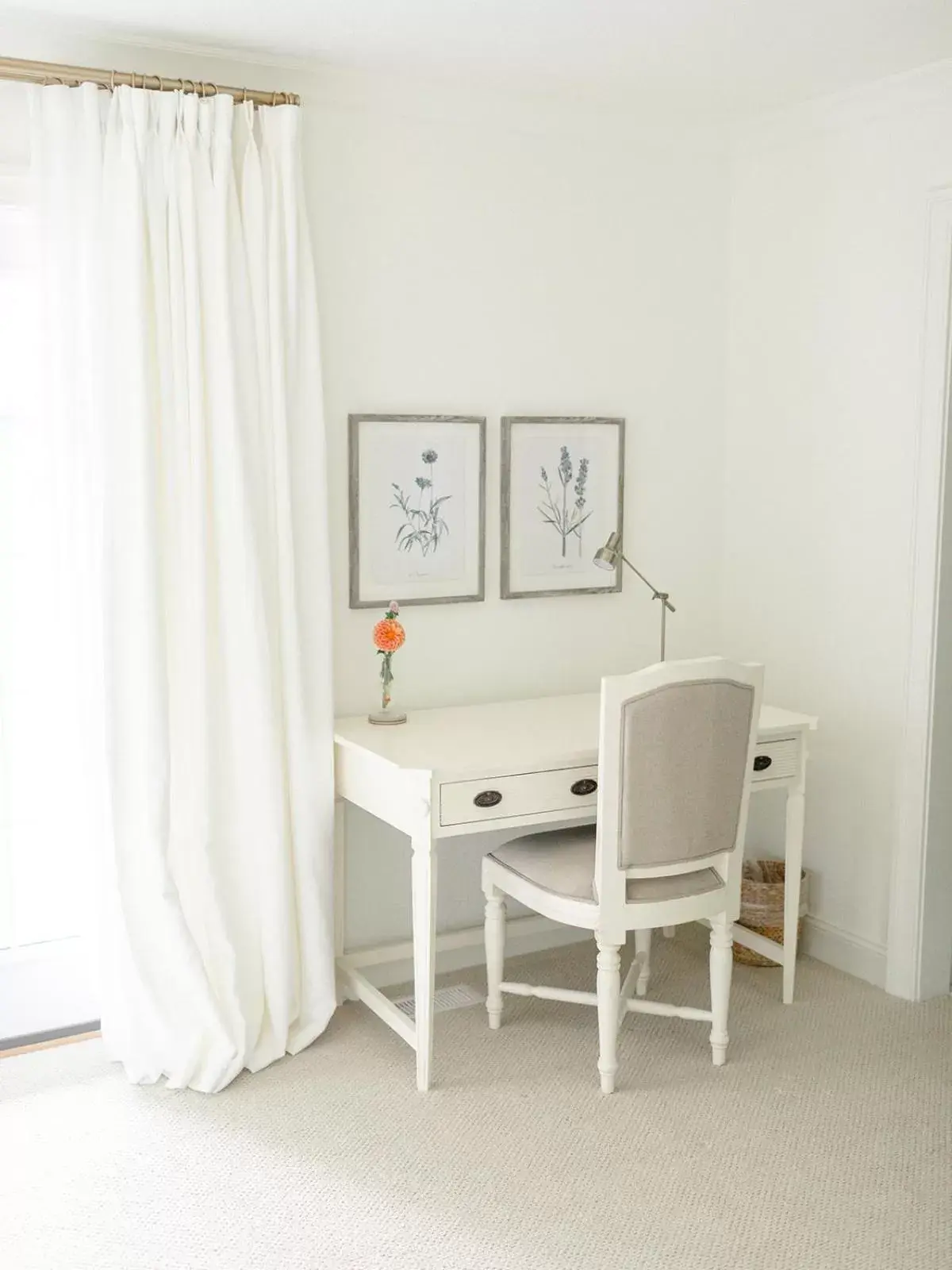 Bedroom, Seating Area in Fairville Inn